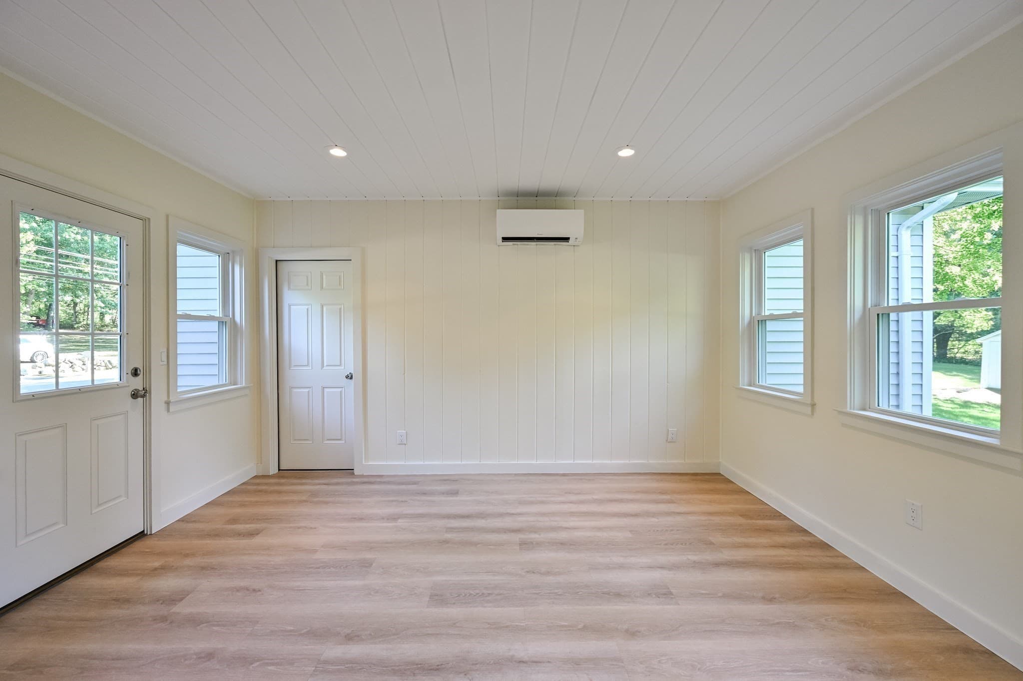 Single Family Residence at 491 Maple St, Mansfield MA 02048, Mansfield, photo 7 of 41
