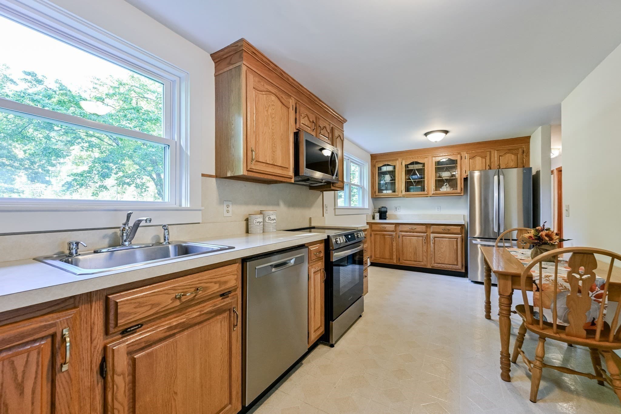 Single Family Residence at 491 Maple St, Mansfield MA 02048, Mansfield, photo 20 of 41
