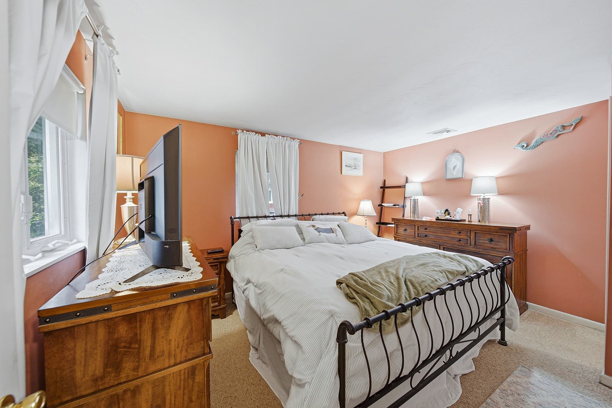 Single Family Residence at 50 Barry Rd, Worcester MA 01609, Worcester, photo 23 of 40