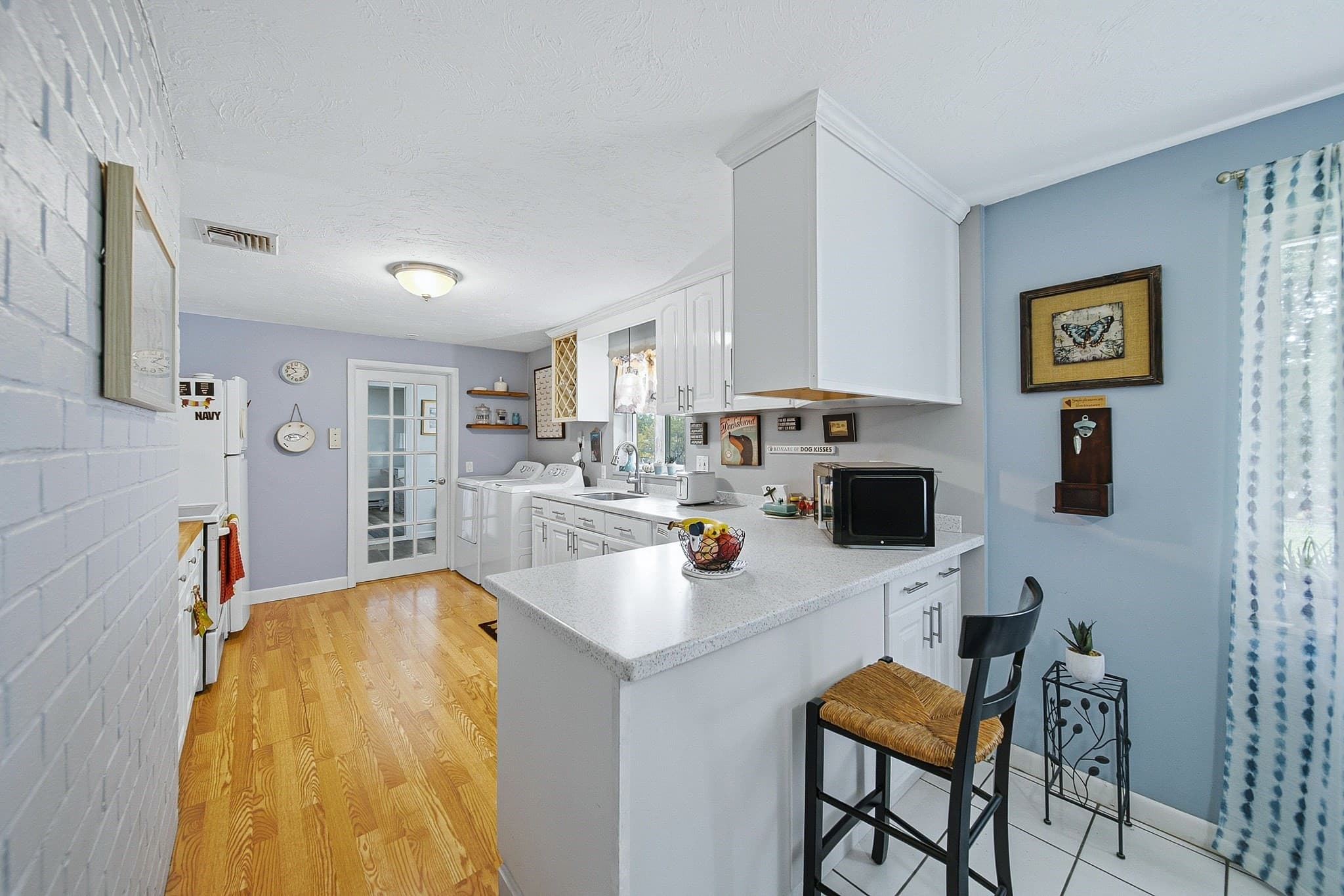 Single Family Residence at 50 Barry Rd, Worcester MA 01609, Worcester, photo 11 of 40