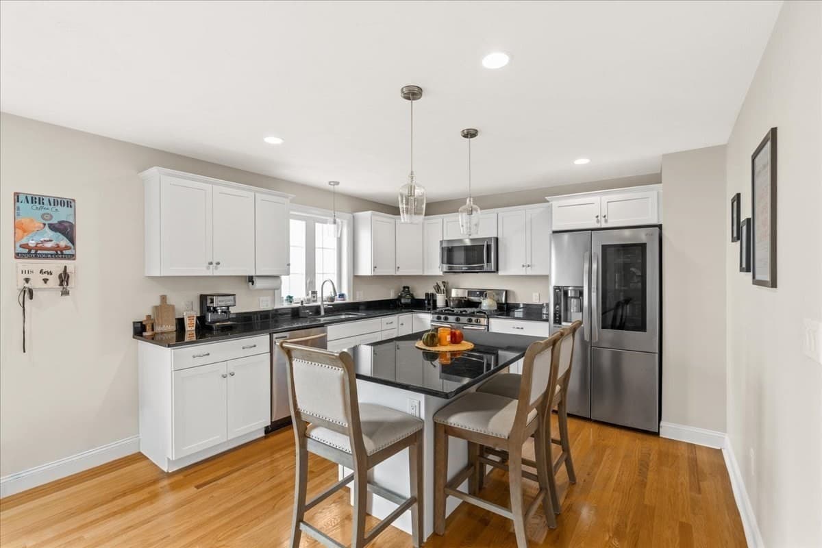 Condominium at 189 Centre Avenue # 2, Abington MA 02351, Abington, photo 13 of 42