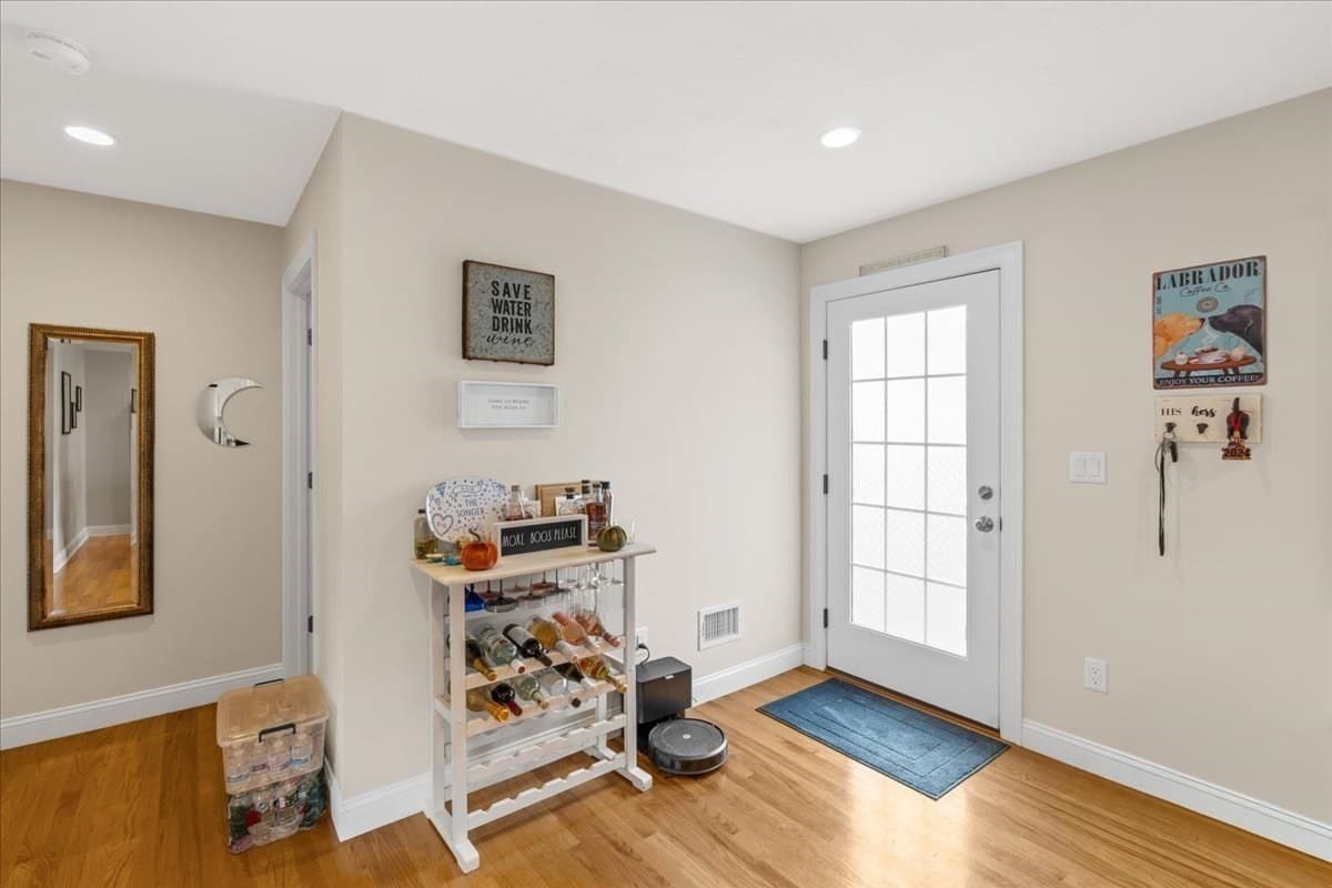 Condominium at 189 Centre Avenue # 2, Abington MA 02351, Abington, photo 17 of 42