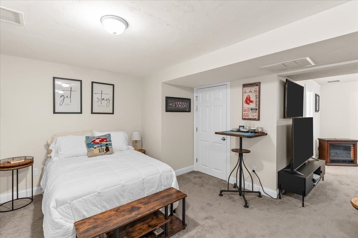 Condominium at 189 Centre Avenue # 2, Abington MA 02351, Abington, photo 32 of 42