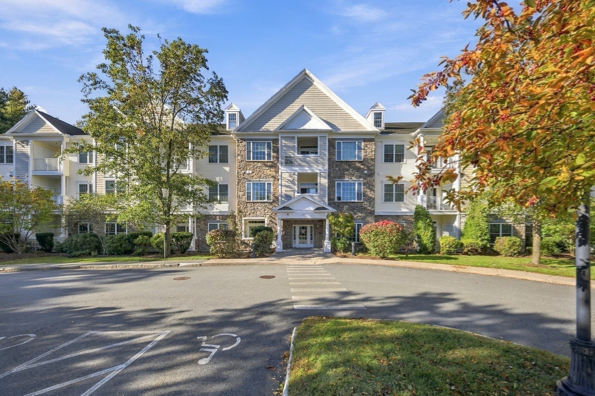 Condominium at 1206 Albion Rd # 1206, Bedford MA 01730, Bedford, photo 27 of 30