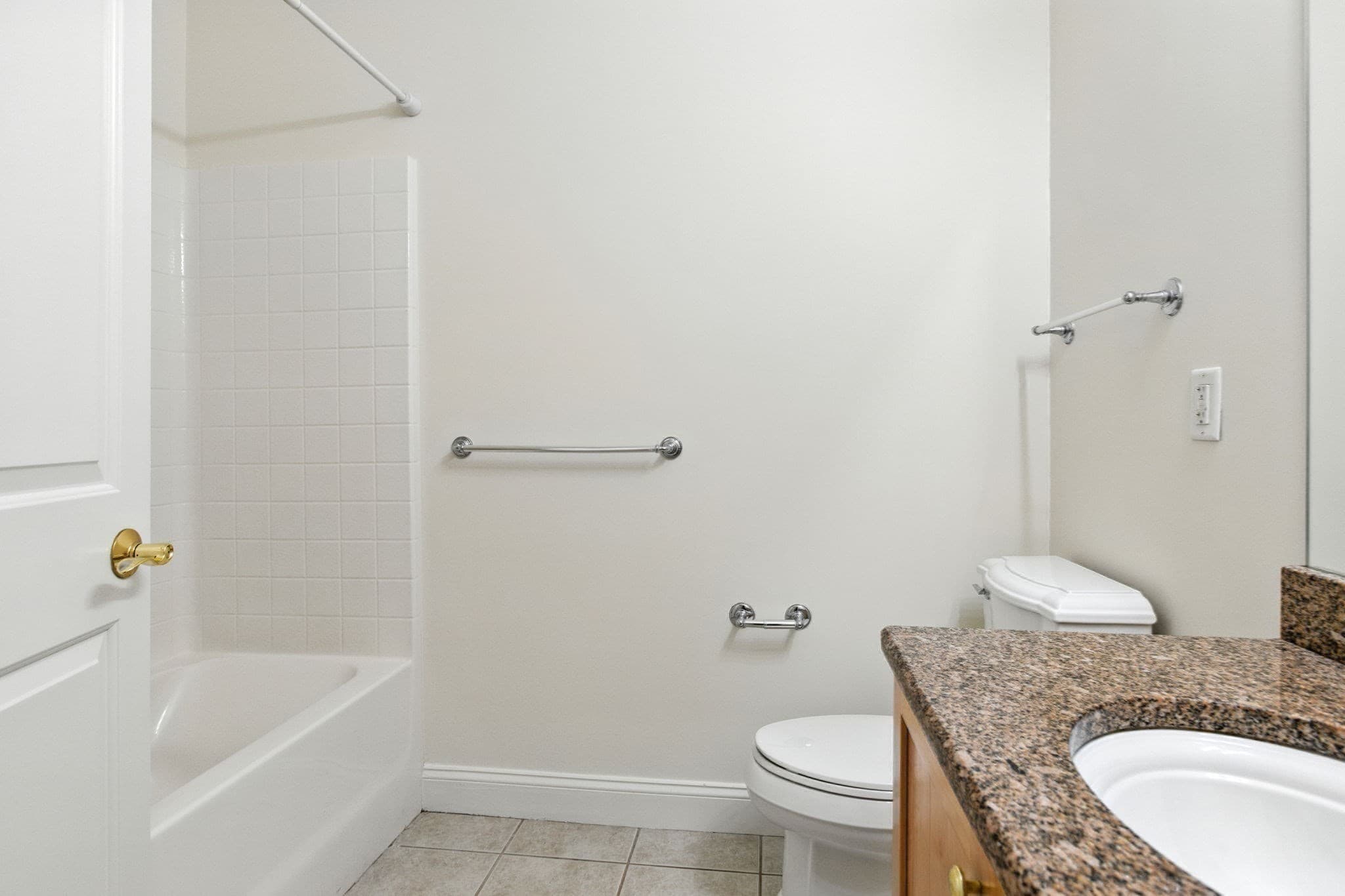 Condominium at 1206 Albion Rd # 1206, Bedford MA 01730, Bedford, photo 14 of 30
