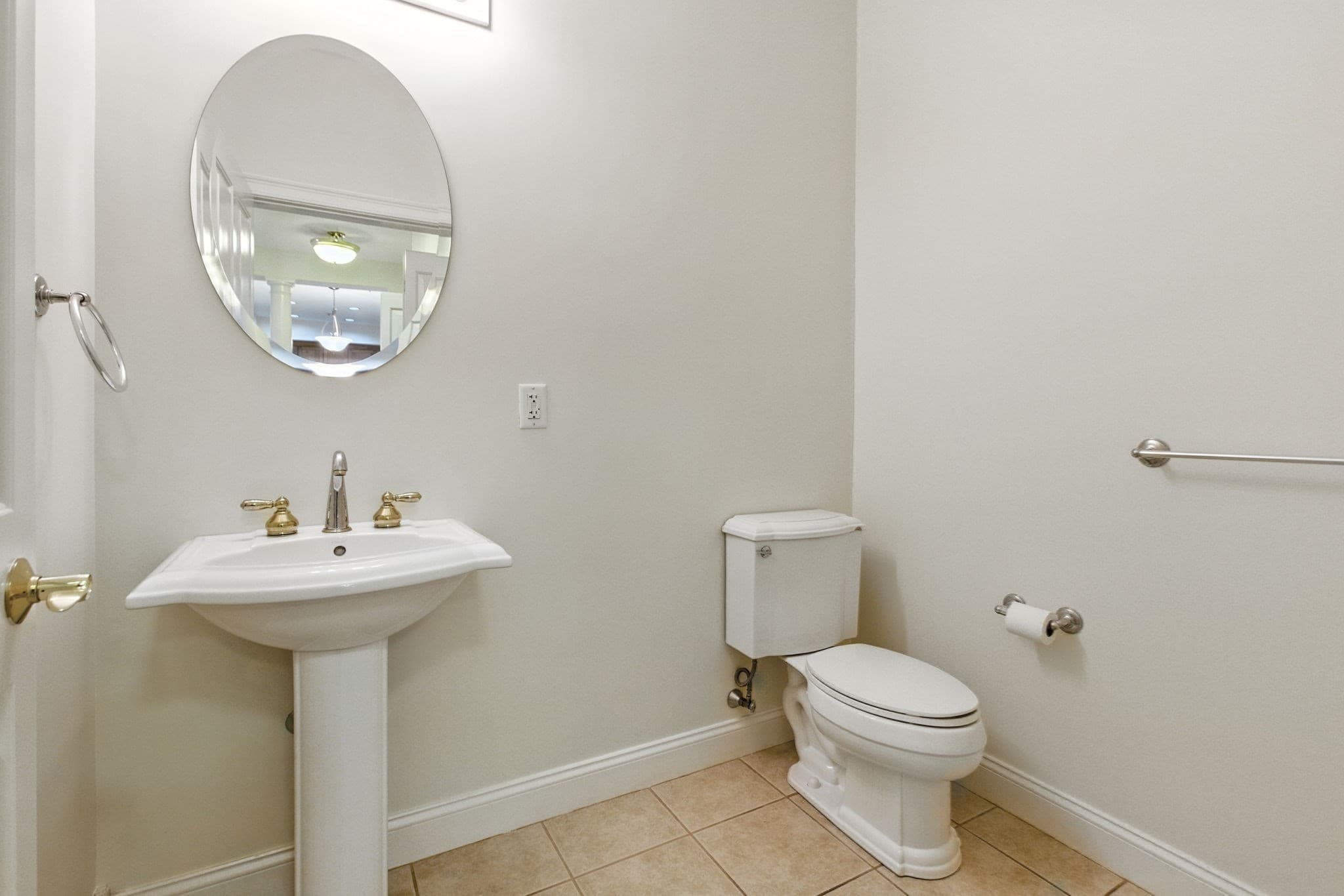 Condominium at 1206 Albion Rd # 1206, Bedford MA 01730, Bedford, photo 19 of 30