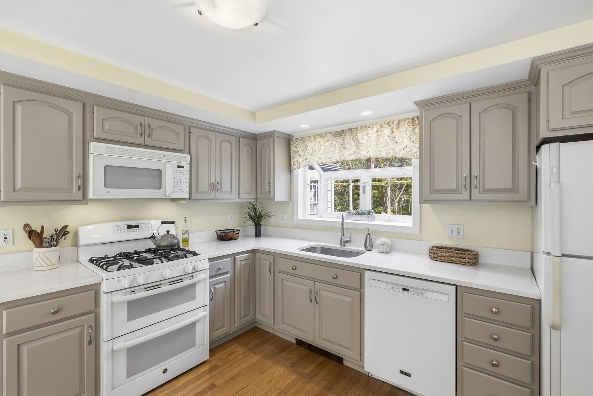 Single Family Residence at 19 Evergreen Rd, Acton MA 01720, Acton, photo 11 of 42
