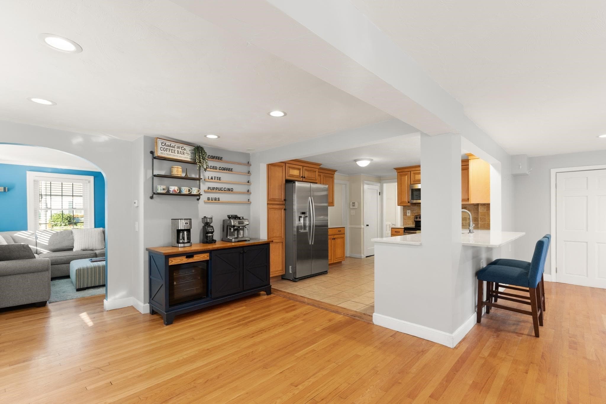 Single Family Residence at 6 Longworth Rd, Worcester MA 01602, Worcester, photo 16 of 39