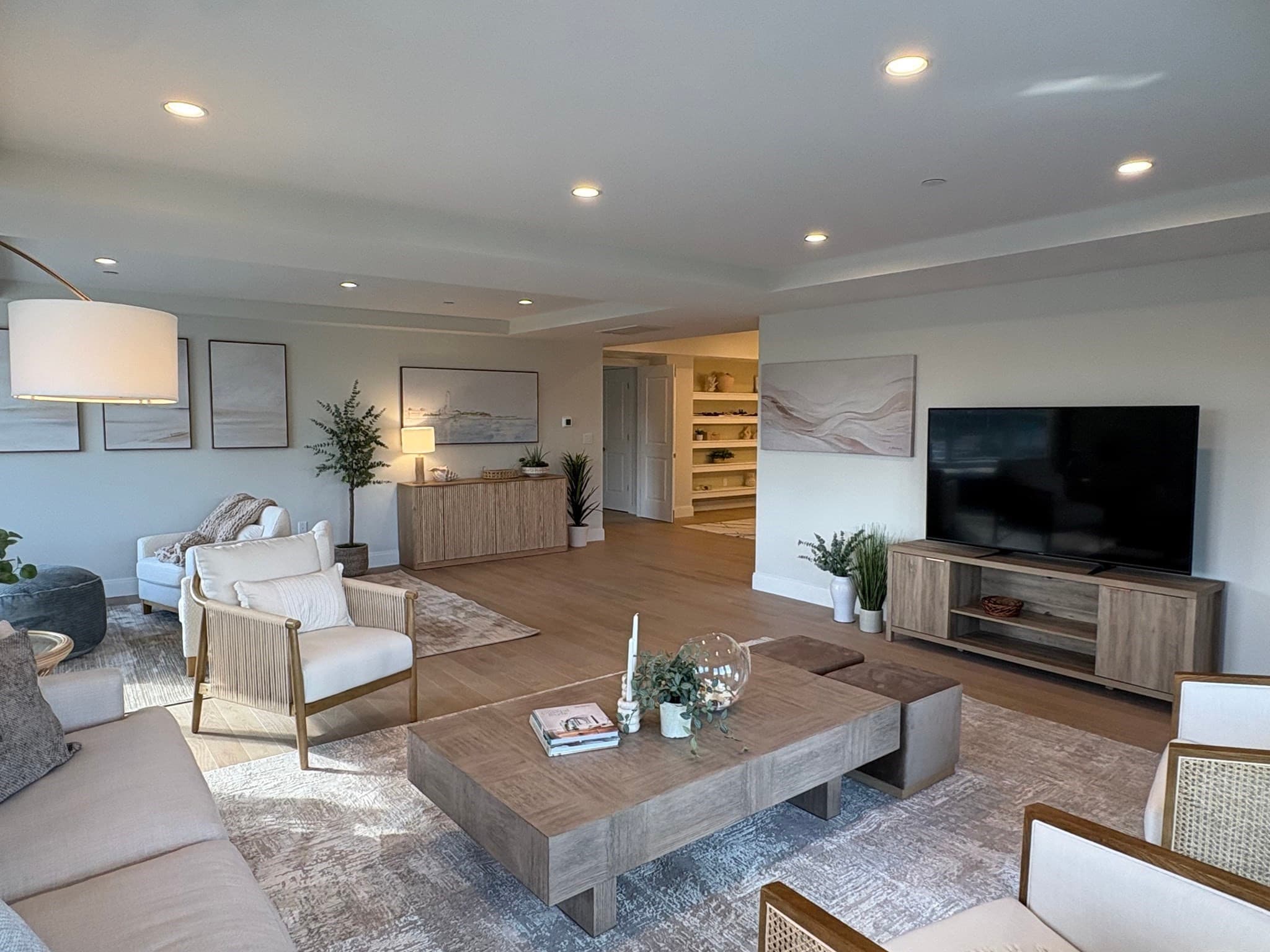 Condominium at 50 Balch St # 212, Beverly MA 01915, Beverly, photo 8 of 19