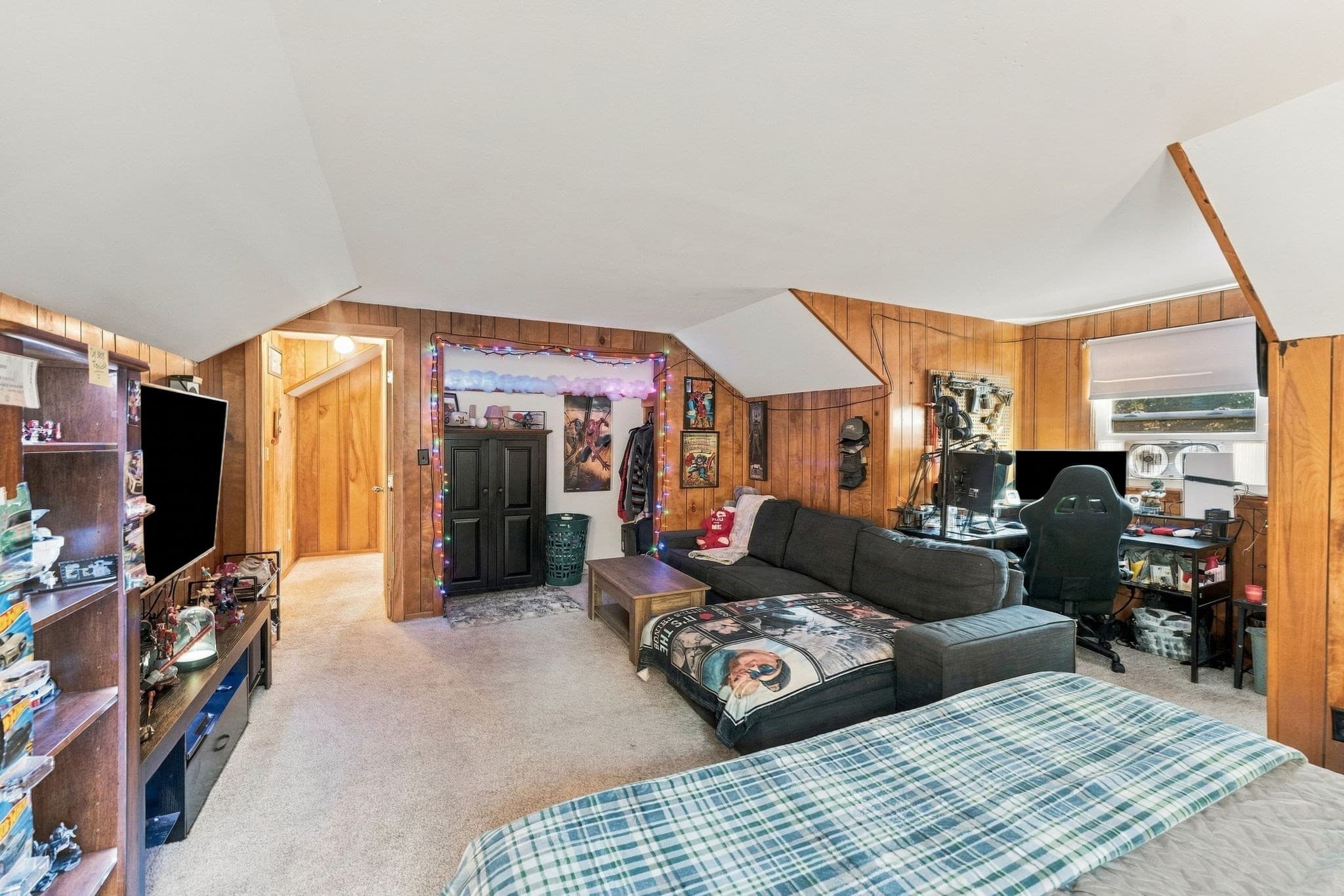 Single Family Residence at 480 Hartford Ave E, Uxbridge MA 01569, Uxbridge, photo 24 of 42
