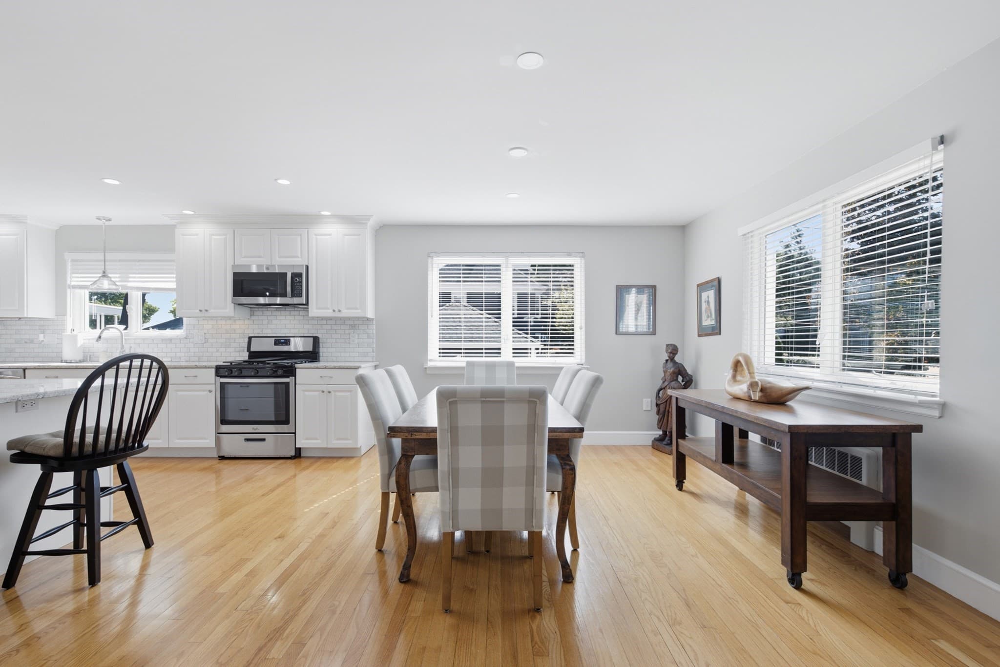 Single Family Residence at 5 Sargent Road, Swampscott MA 01907, Swampscott, photo 10 of 42