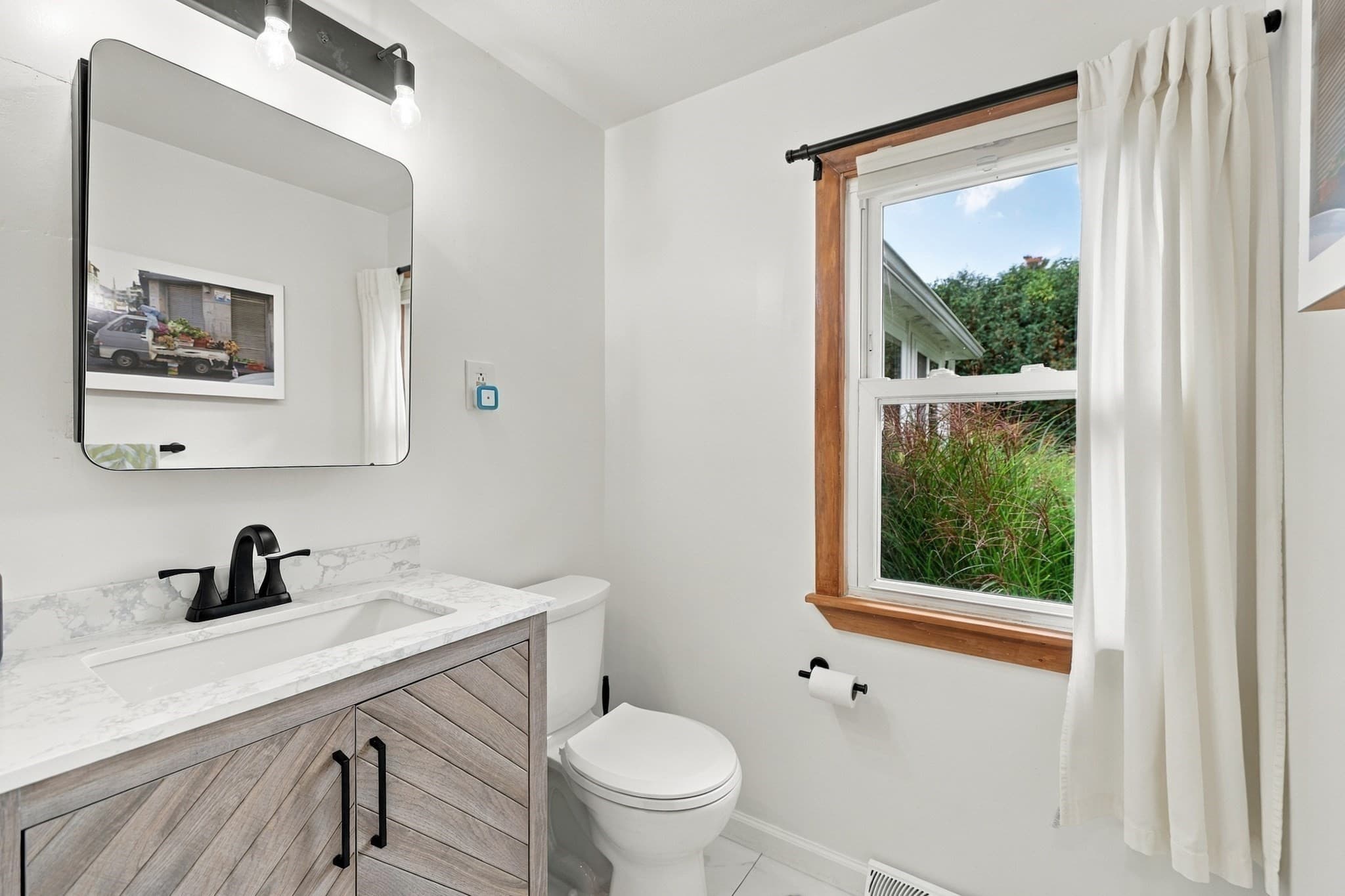 Single Family Residence at 5 Winchester Ter, Northampton MA 01062, Northampton, photo 13 of 35