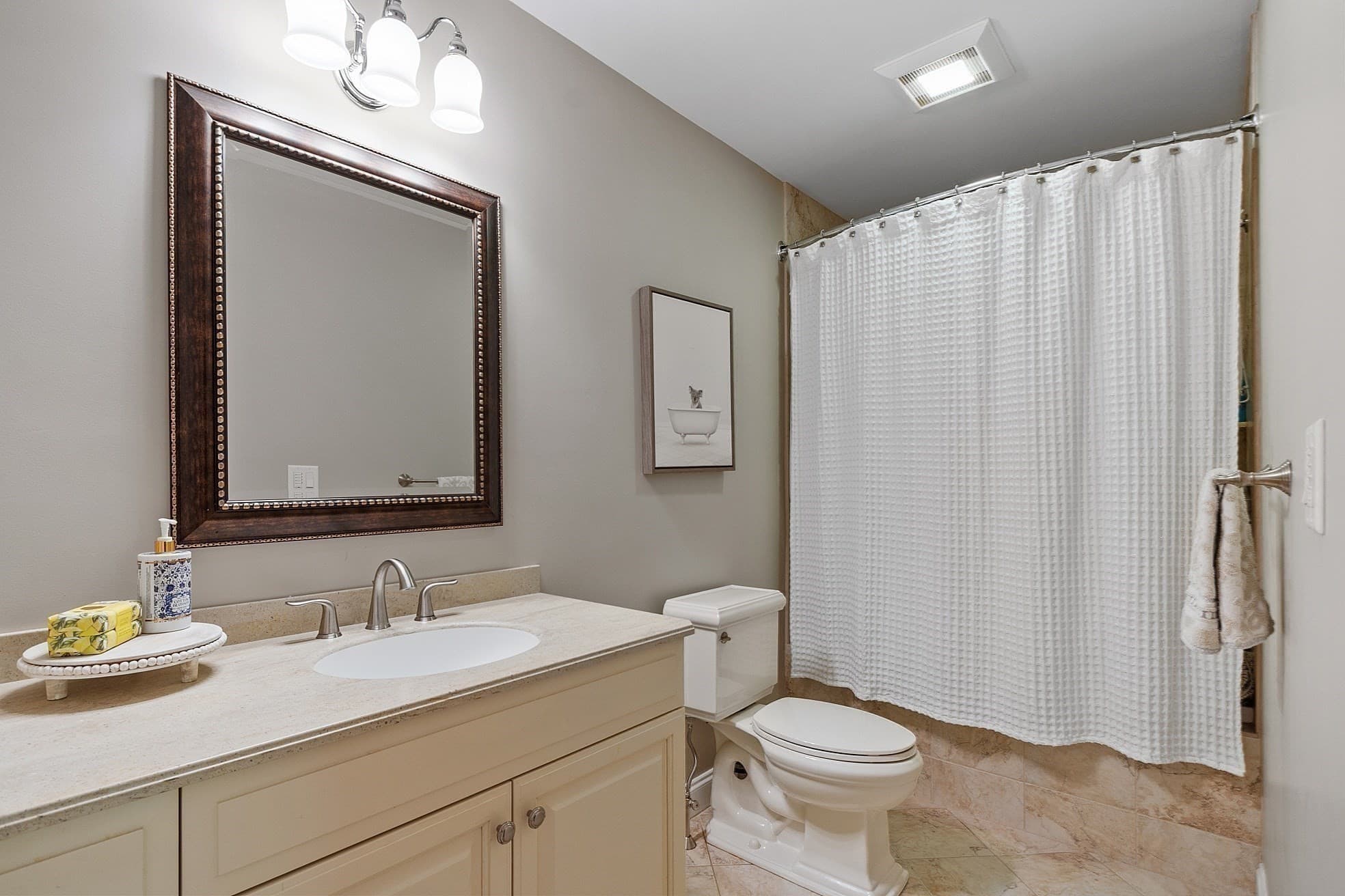 Condominium at 7 Ivana Dr # 7, Andover MA 01810, Andover, photo 27 of 42