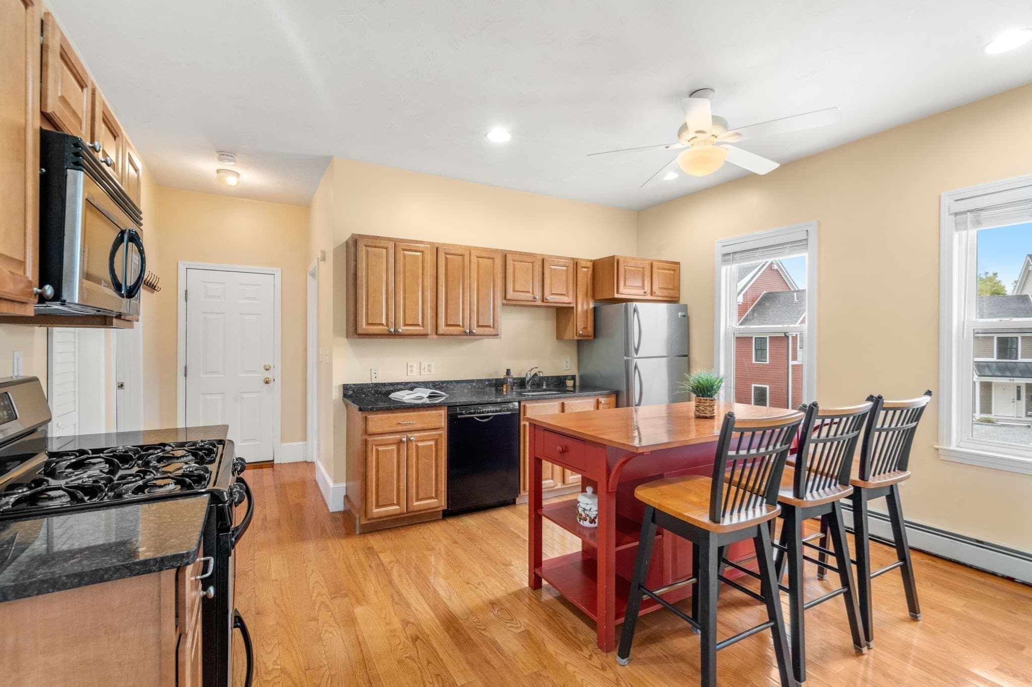 Condominium at 111 Sumner St # 2, Quincy MA 02169, Quincy, photo 19 of 42
