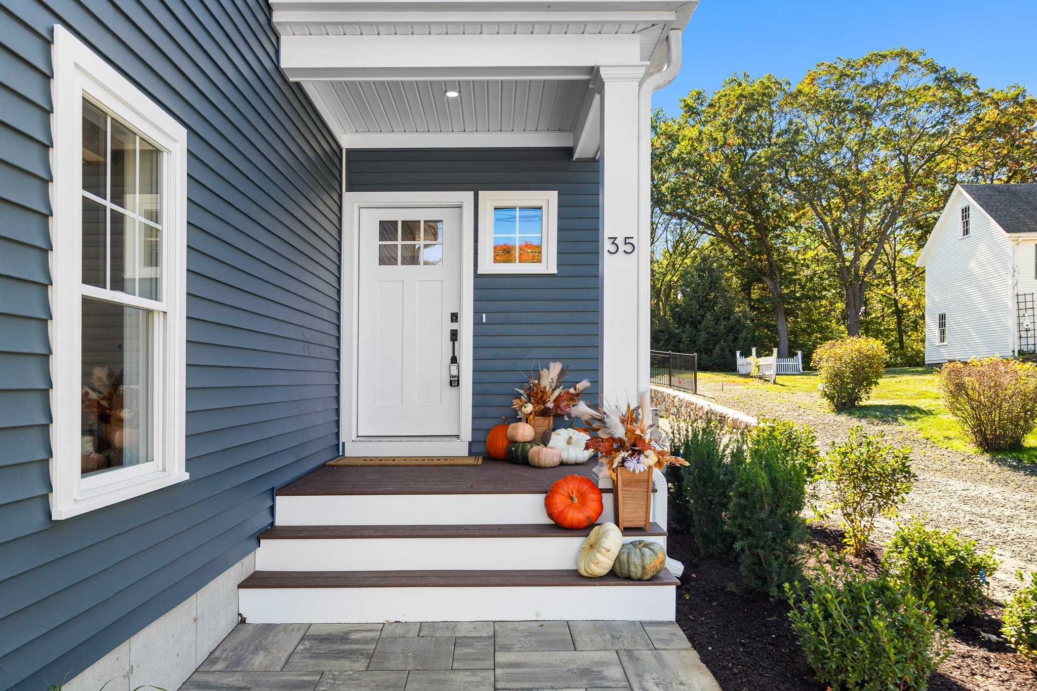 Single Family Residence at 35 School St # 35, Woburn MA 01801, Woburn, photo 2 of 38