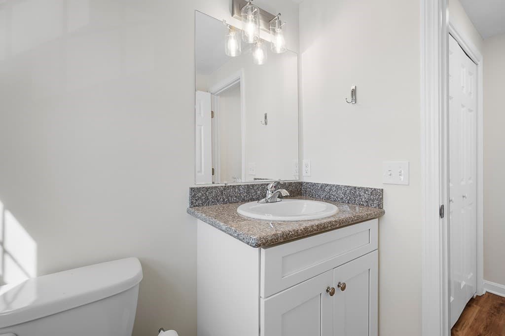 Single Family Residence at 7 Snowberry Cir, Worcester MA 01607, Worcester, photo 14 of 31