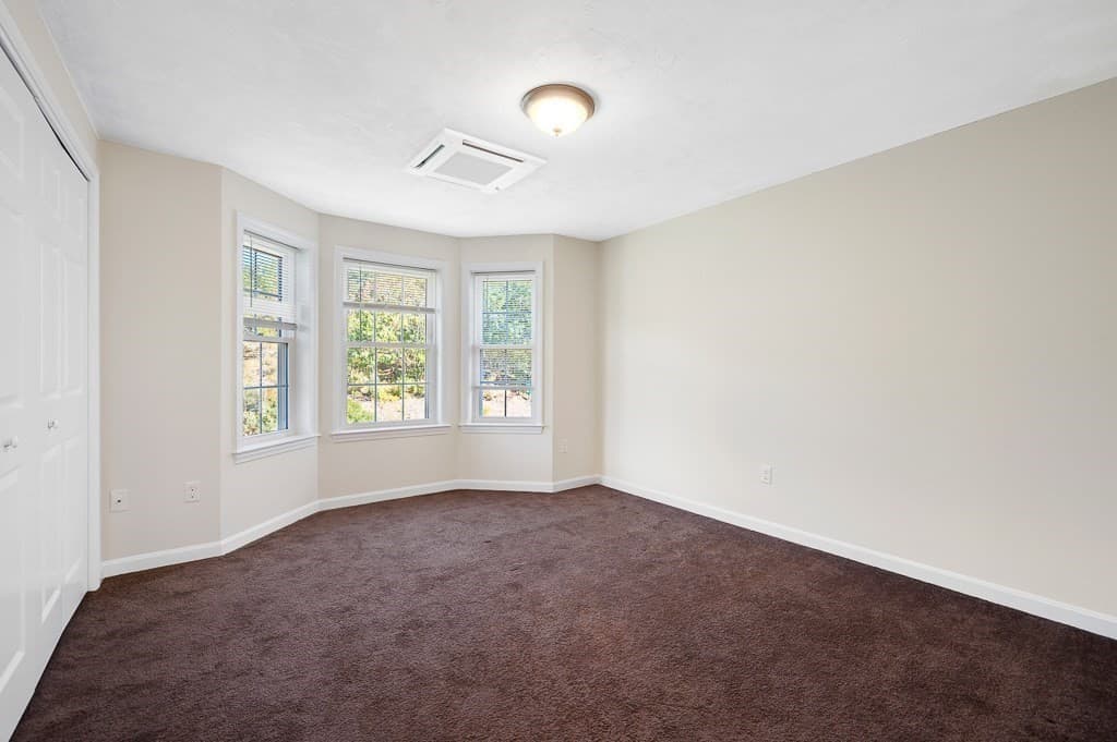 Single Family Residence at 7 Snowberry Cir, Worcester MA 01607, Worcester, photo 21 of 31