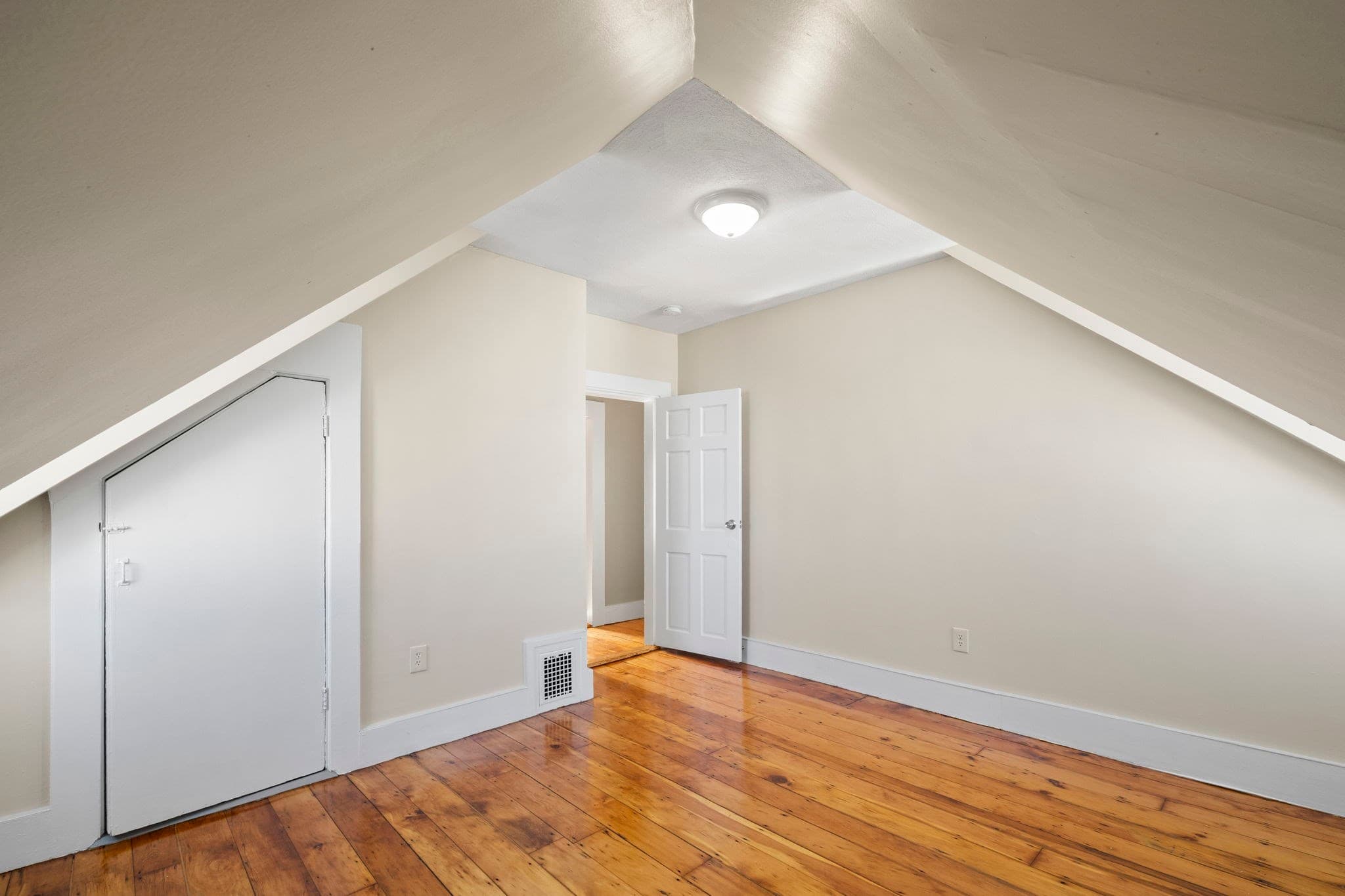 Multi Family at 7 Alice Ave, Lynn MA 01902, Lynn, photo 24 of 37