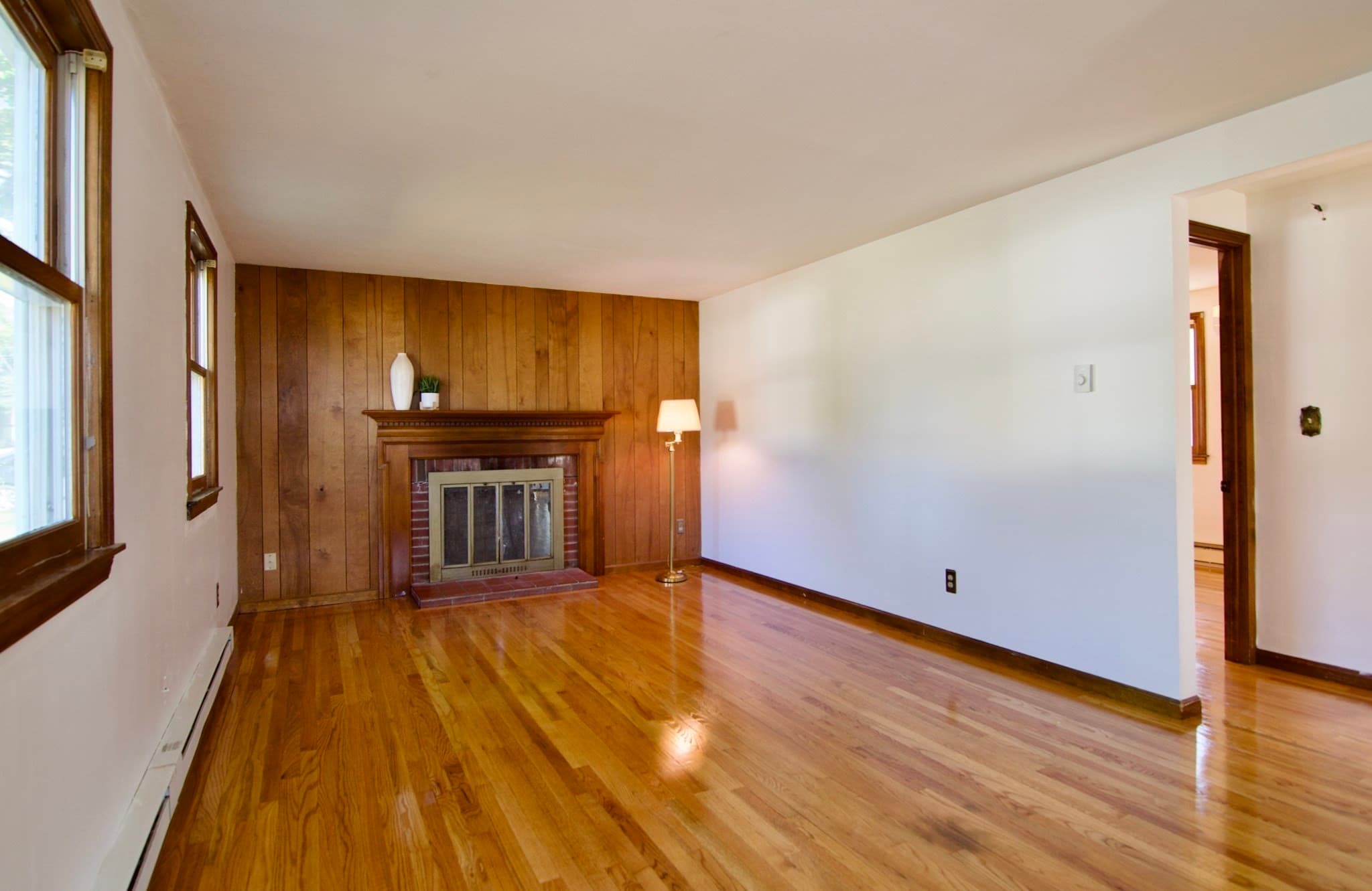 Single Family Residence at 21 Carmel Ln, Agawam MA 01030, Agawam, photo 2 of 39