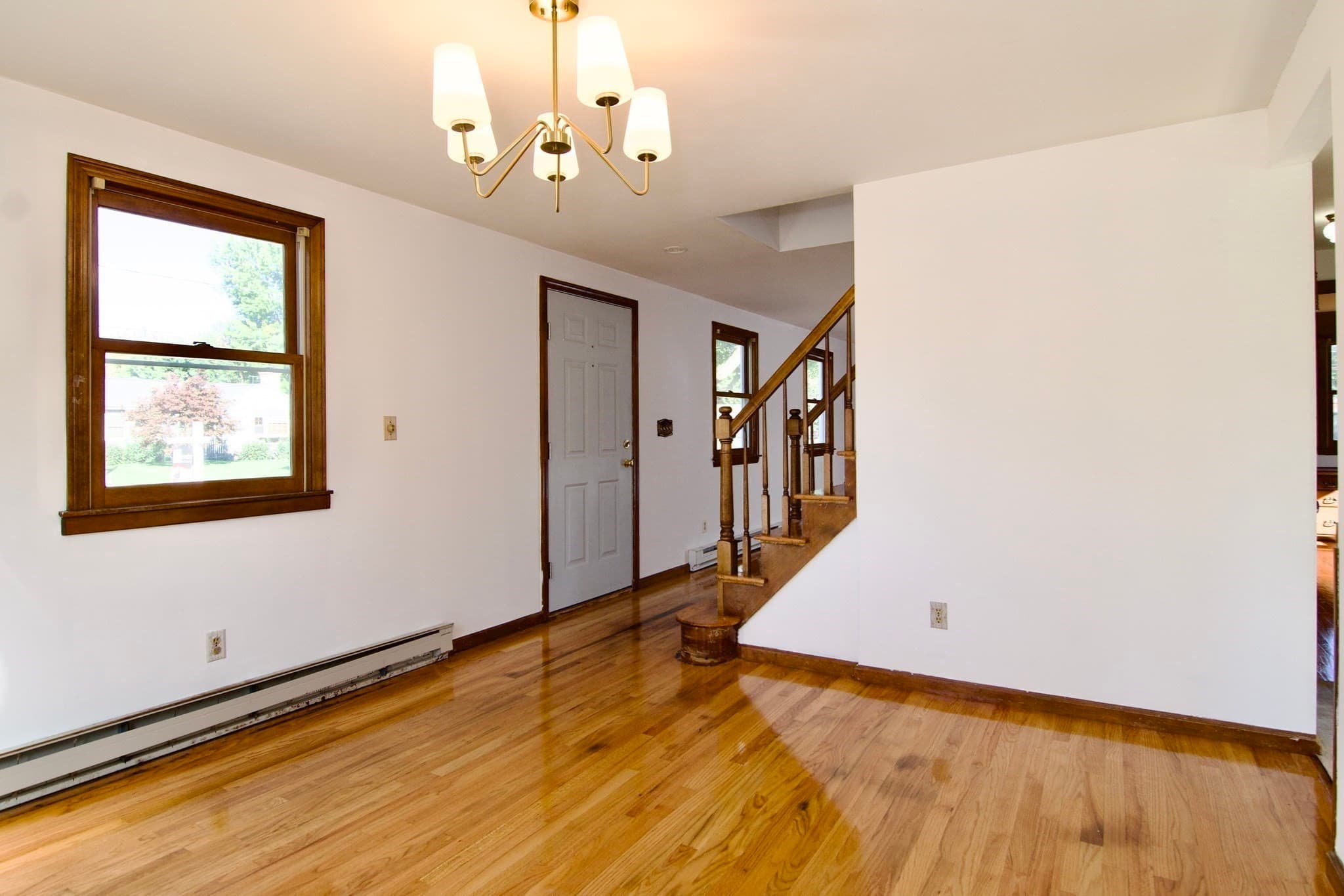 Single Family Residence at 21 Carmel Ln, Agawam MA 01030, Agawam, photo 10 of 39