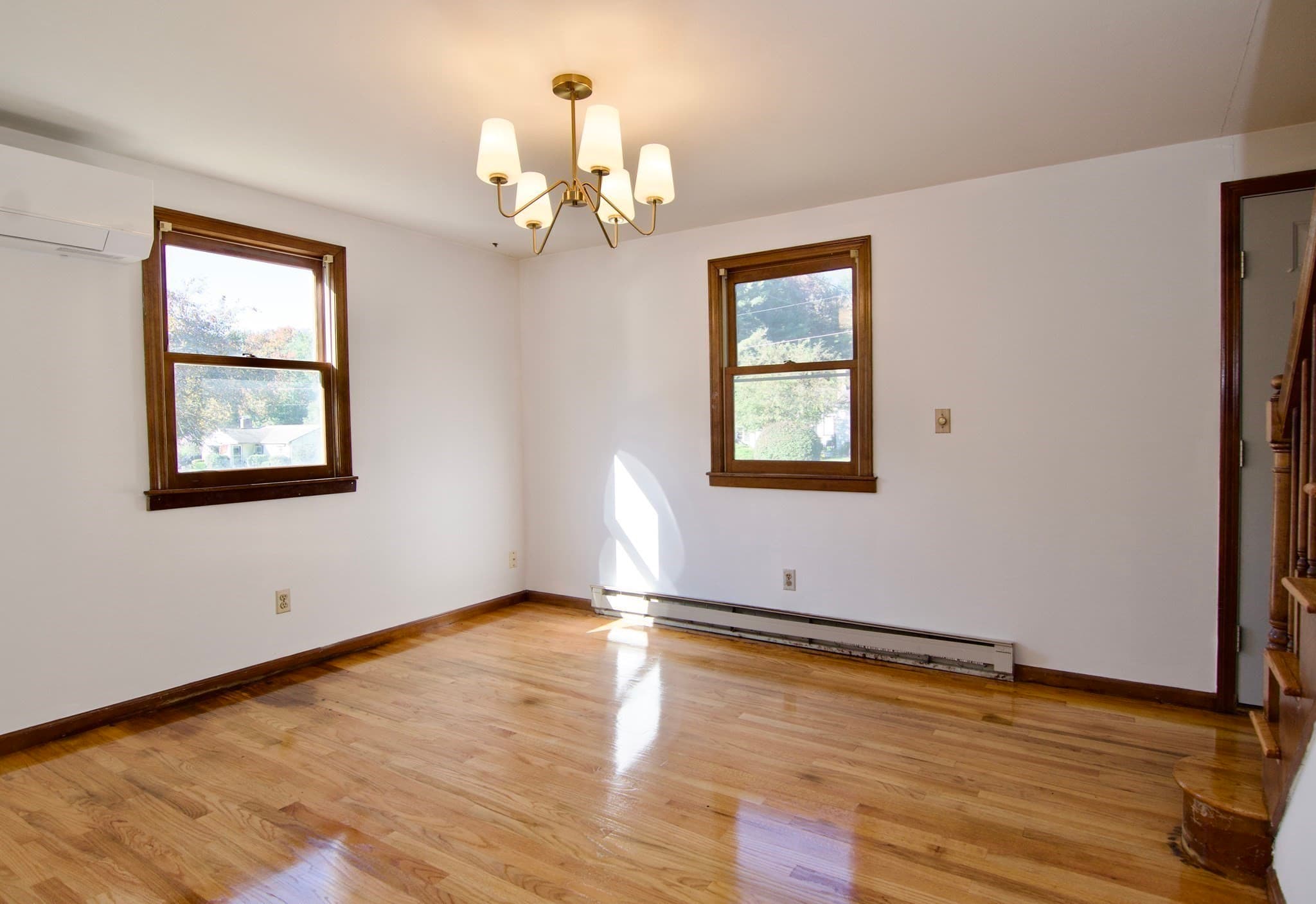 Single Family Residence at 21 Carmel Ln, Agawam MA 01030, Agawam, photo 8 of 39