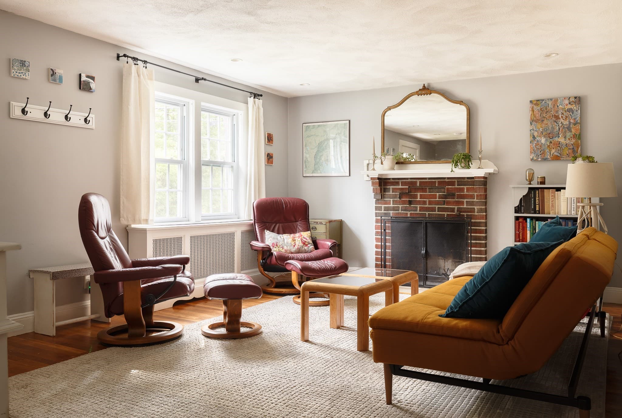 Single Family Residence at 224 Turtle Pond Pkwy, Boston MA 02136, Boston, photo 2 of 18