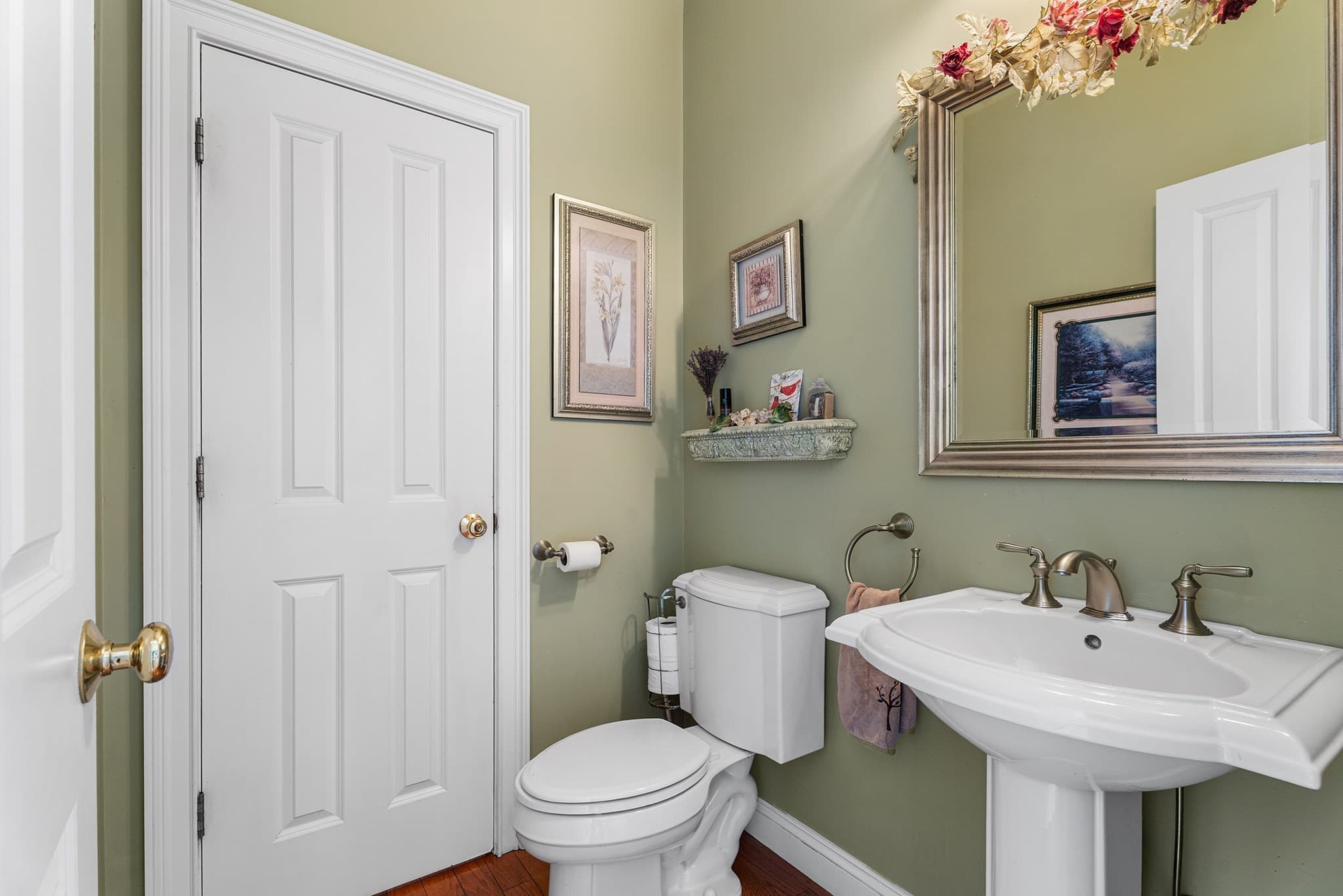Single Family Residence at 27 Dairy Dr, Upton MA 01568, Upton, photo 15 of 38