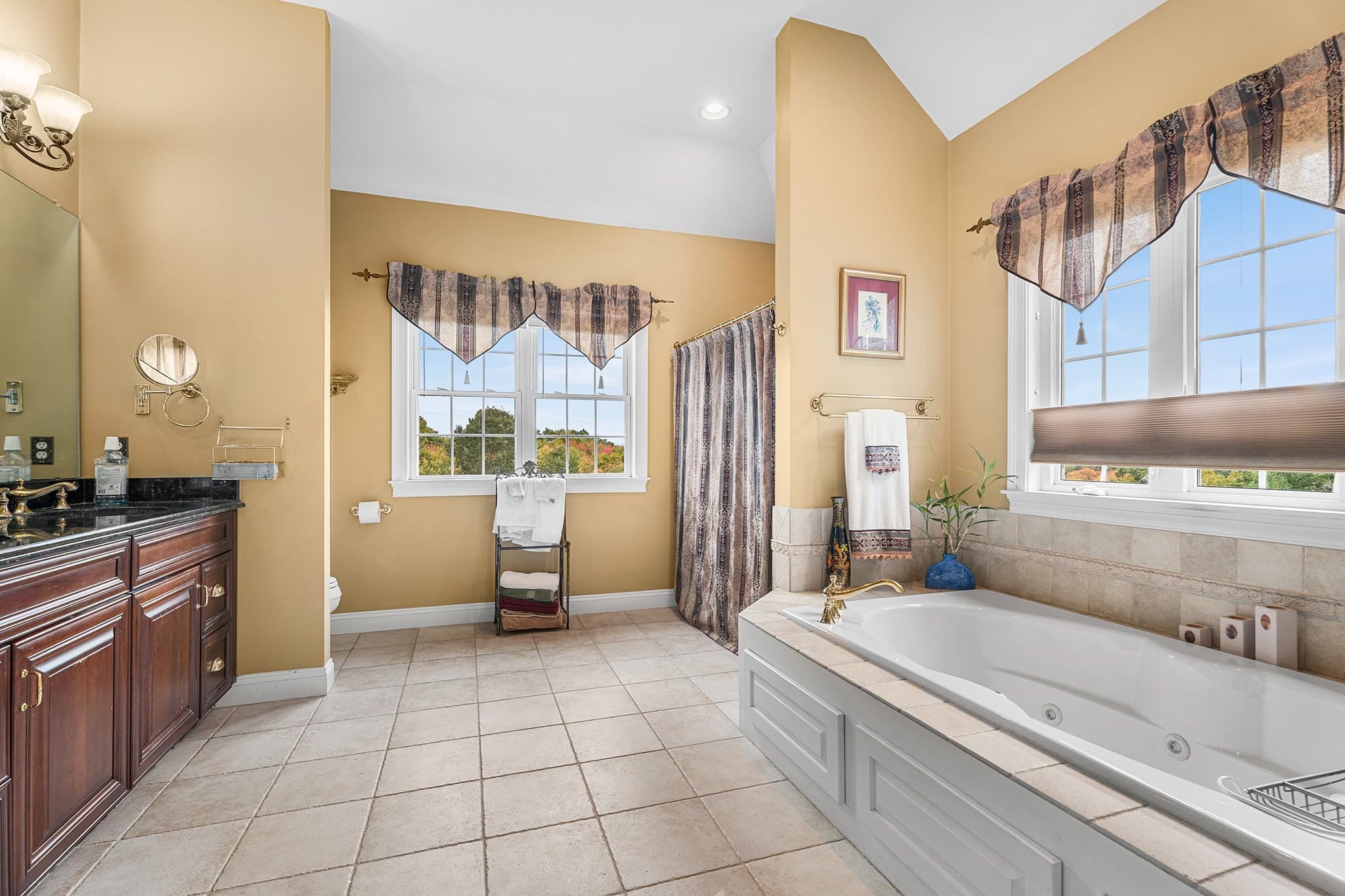 Single Family Residence at 27 Dairy Dr, Upton MA 01568, Upton, photo 25 of 38
