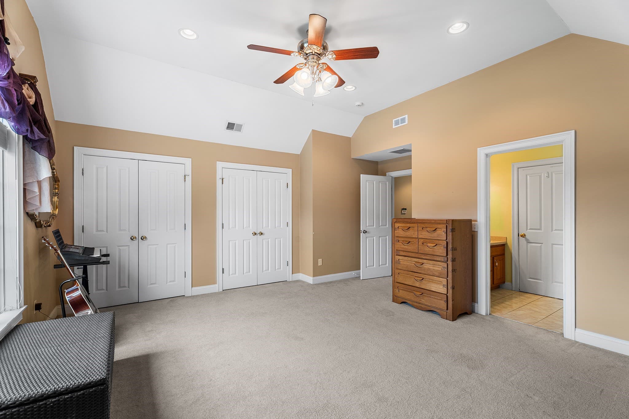 Single Family Residence at 27 Dairy Dr, Upton MA 01568, Upton, photo 21 of 38