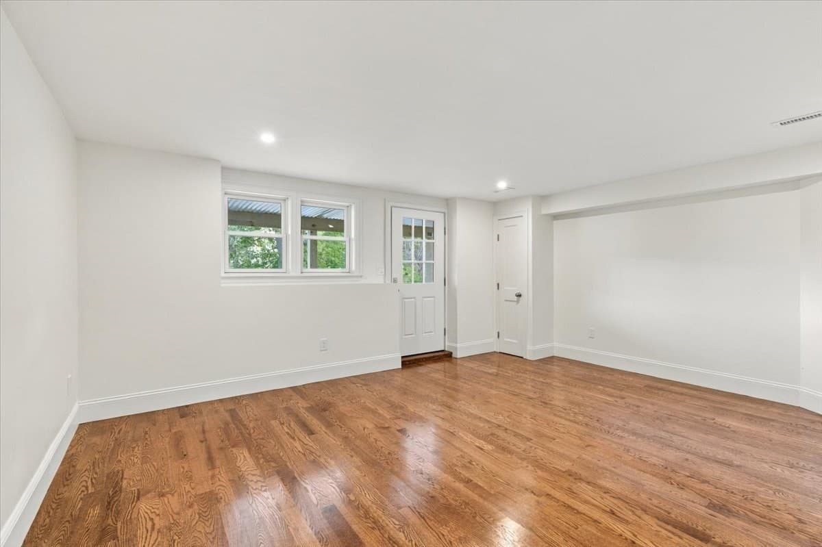 Single Family Residence at 160 Hersey St, Hingham MA 02043, Hingham, photo 39 of 41