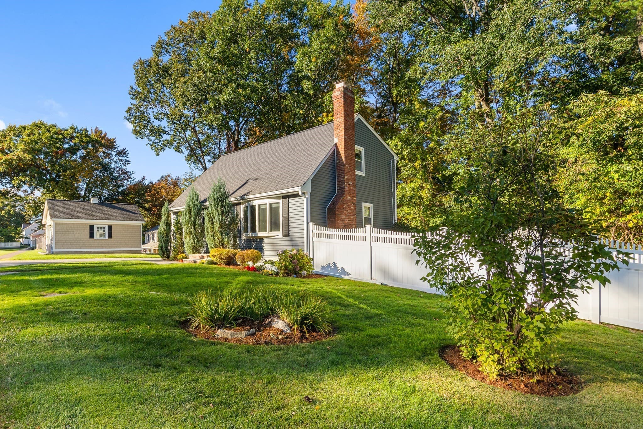 Single Family Residence at 2 Chestnut Rd, Burlington MA 01803, Burlington, photo 26 of 34
