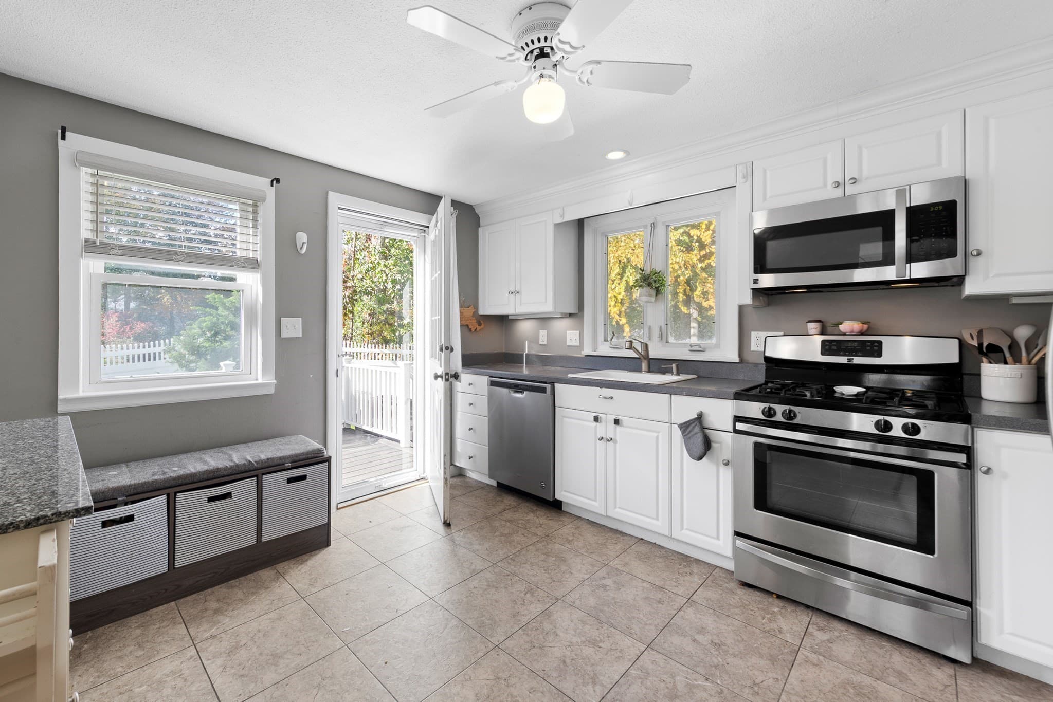 Single Family Residence at 2 Chestnut Rd, Burlington MA 01803, Burlington, photo 19 of 34