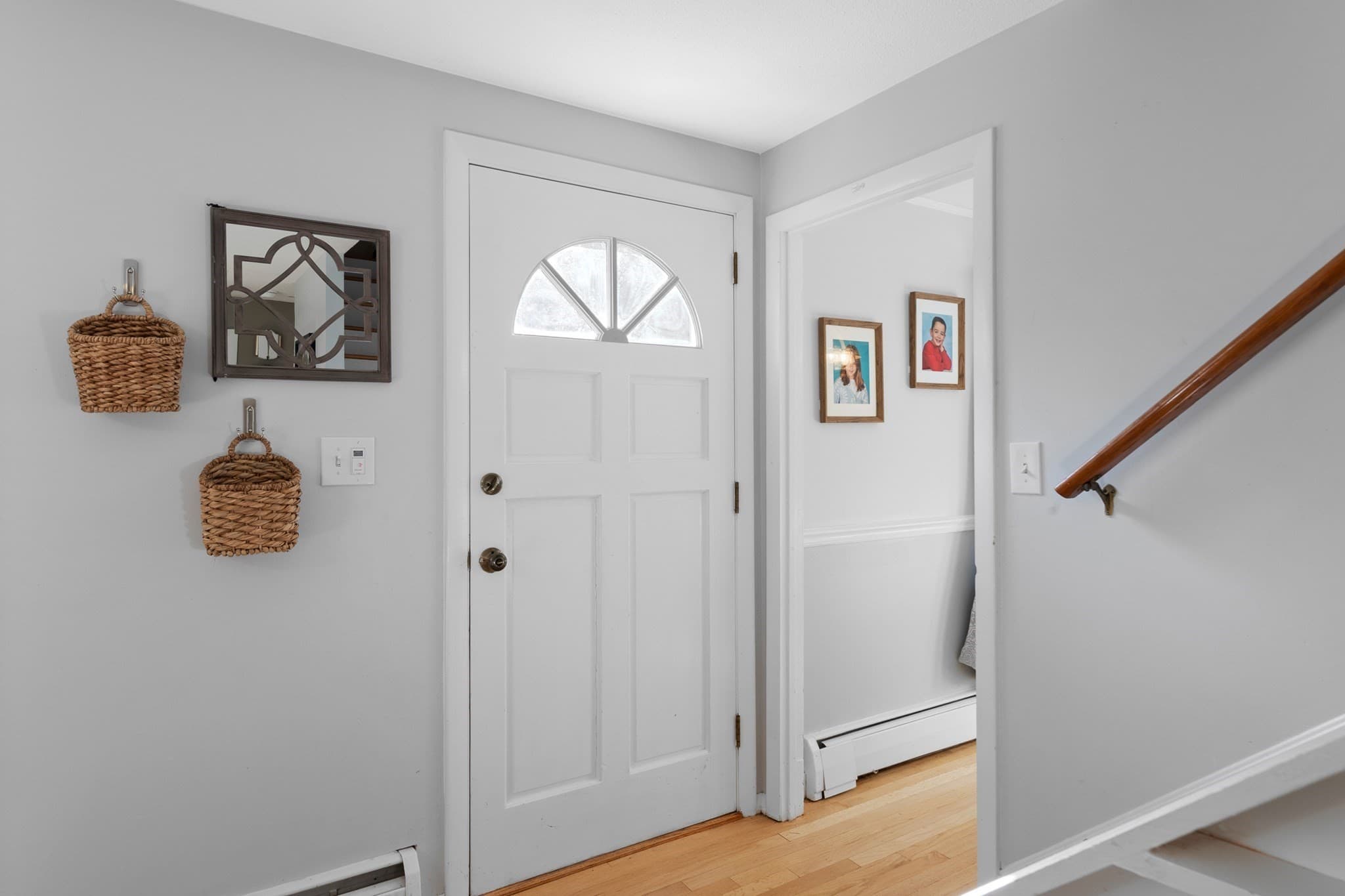 Single Family Residence at 2 Chestnut Rd, Burlington MA 01803, Burlington, photo 4 of 34