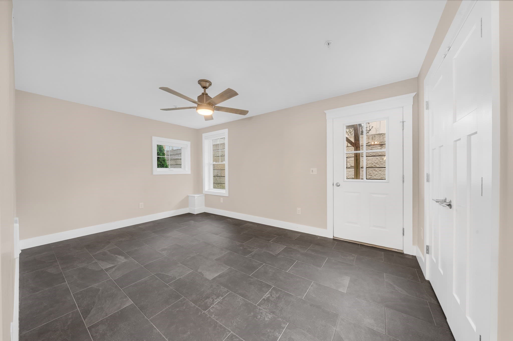 Condominium at 16 Hines Way # 16, Newburyport MA 01950, photo 29 of 37