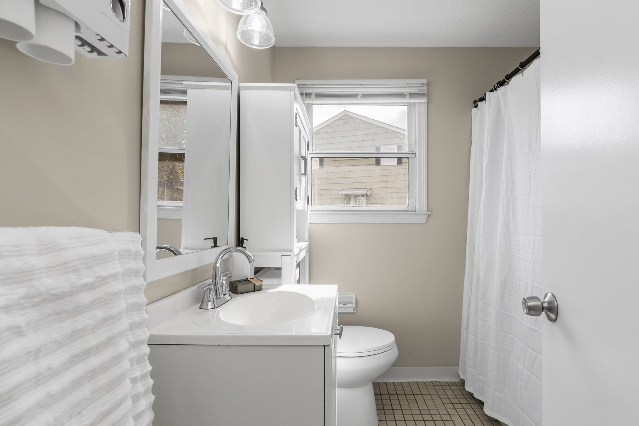 Condominium at 631 E Merrimack St # 631, Lowell MA 01852, Lowell, photo 17 of 30