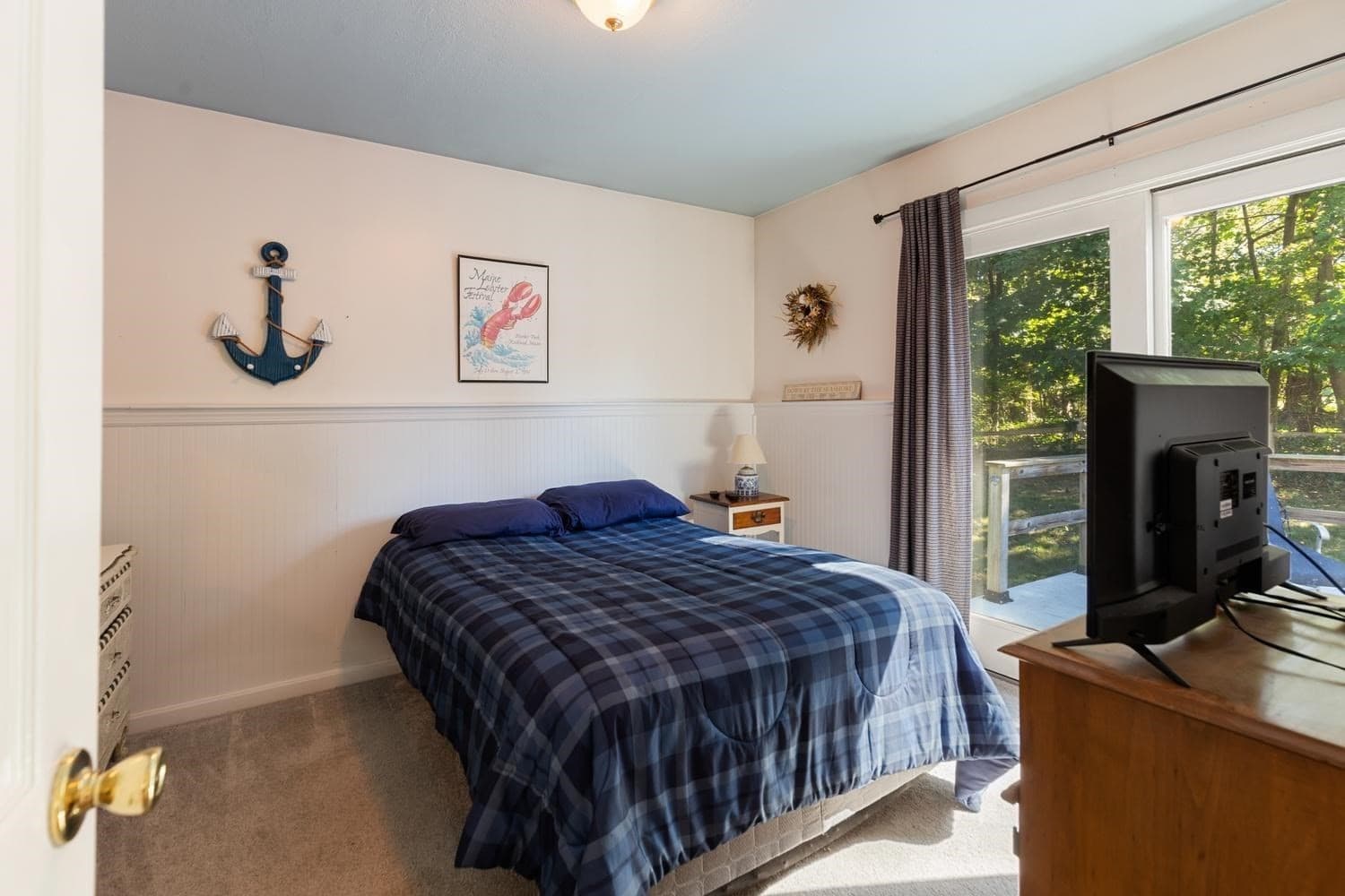 Single Family Residence at 8 Bayfield Road, Gloucester MA 01930, Gloucester, photo 15 of 38
