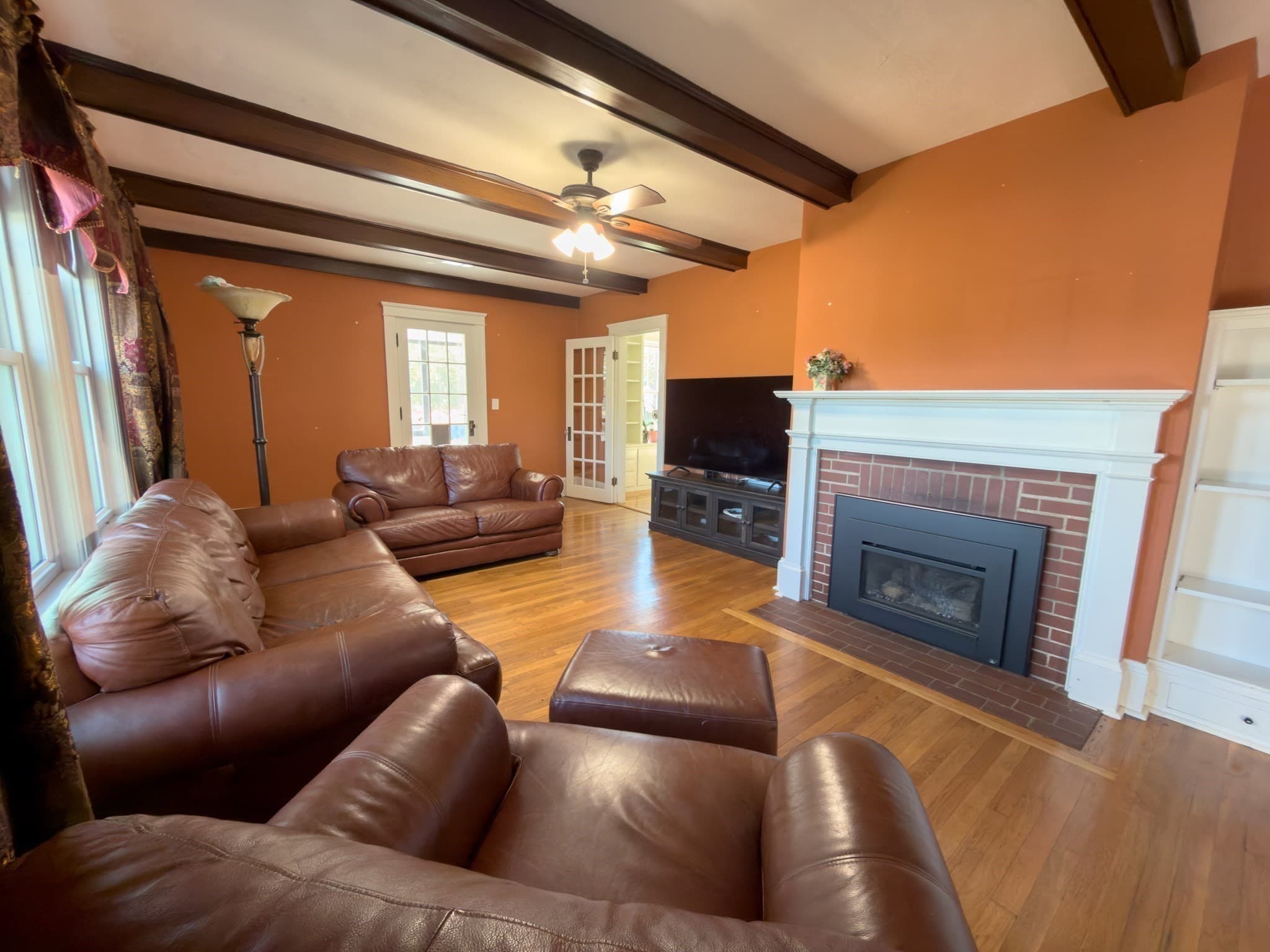 Single Family Residence at 1327 Providence Rd, Northbridge MA 01588, Northbridge, photo 13 of 29