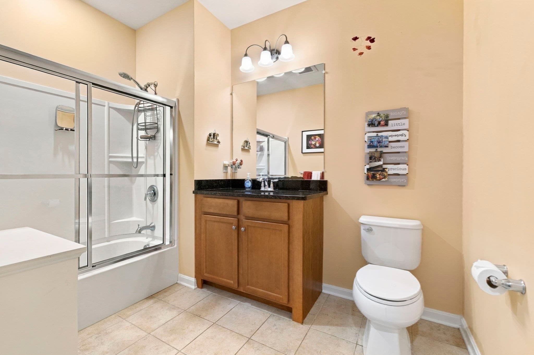 Condominium at 36 Augustus Ct # 1002, Reading MA 01867, Reading, photo 16 of 38