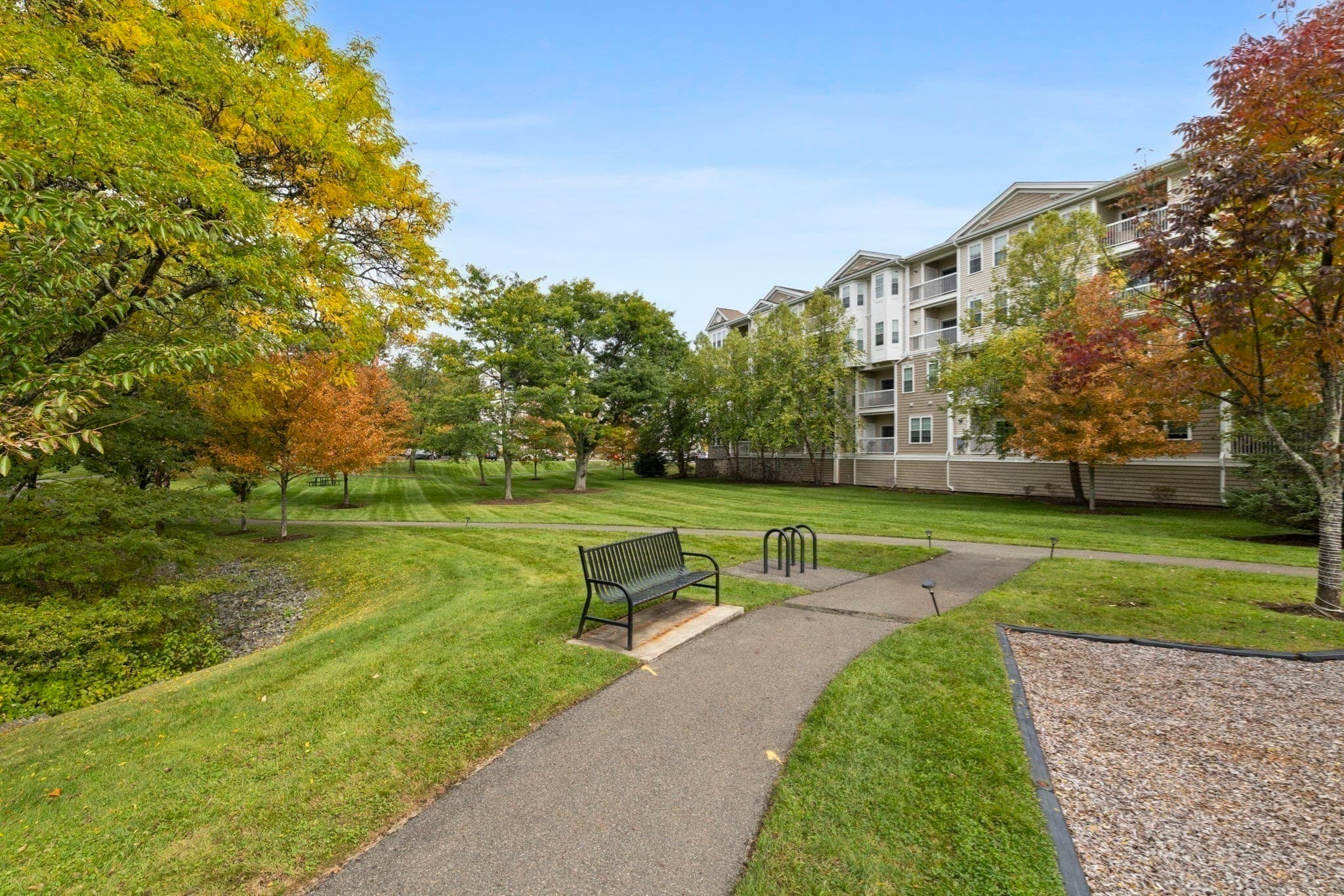 Condominium at 36 Augustus Ct # 1002, Reading MA 01867, Reading, photo 37 of 38