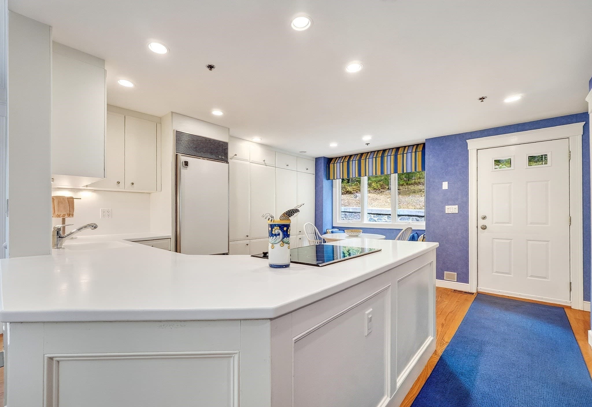 Condominium at 96 Sweetwater Ave # 9, Bedford MA 01730, Bedford, photo 6 of 28
