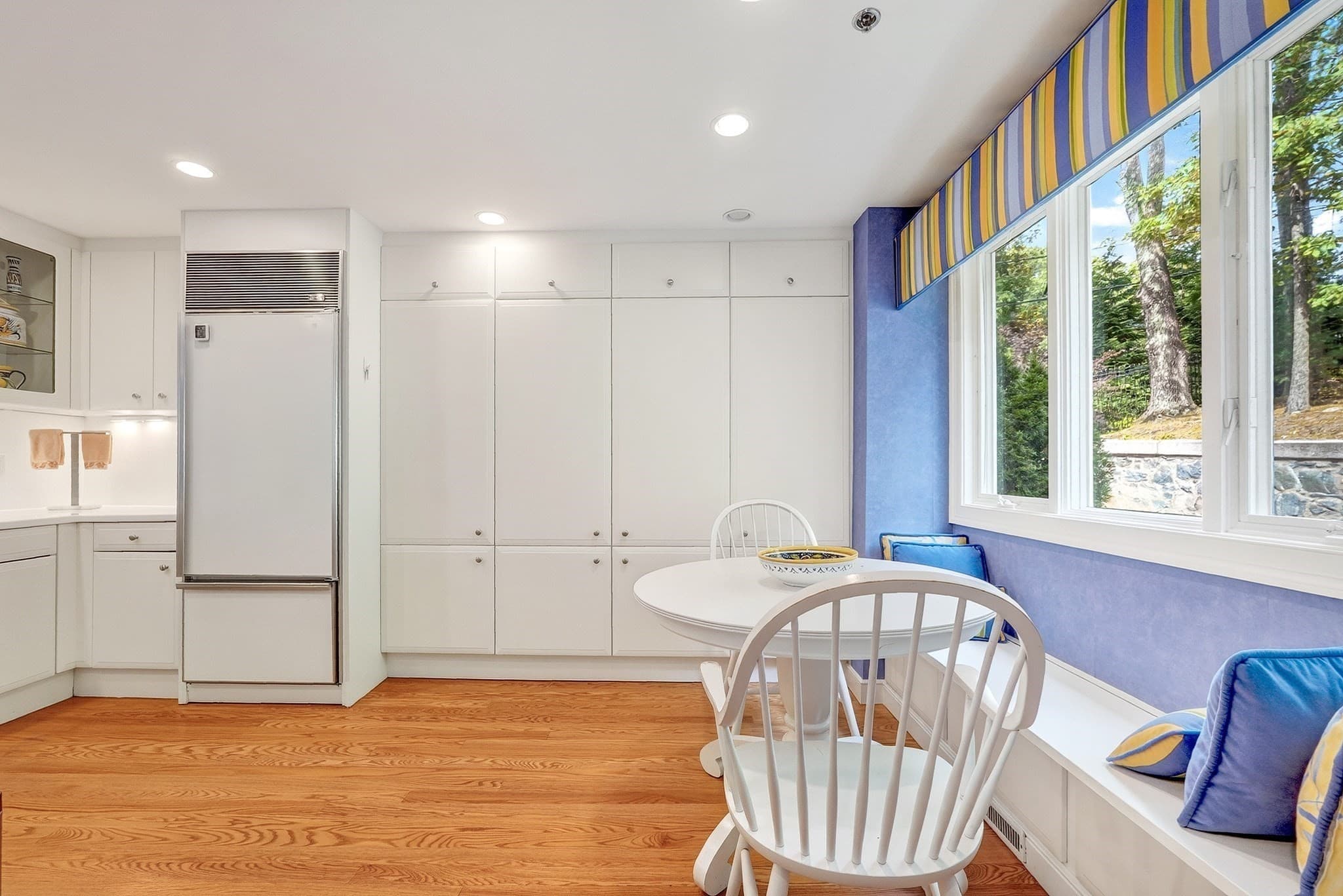 Condominium at 96 Sweetwater Ave # 9, Bedford MA 01730, Bedford, photo 5 of 28