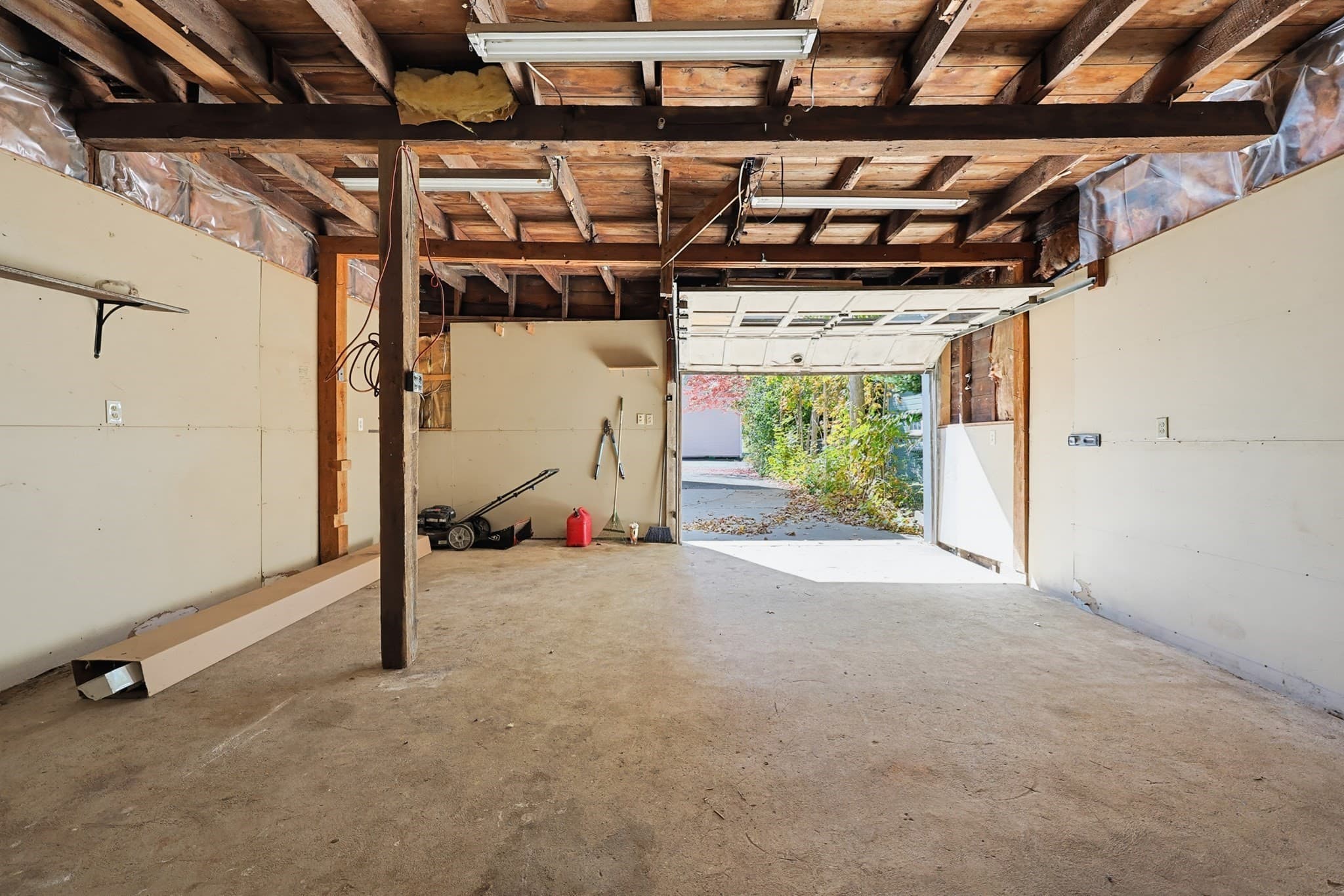 Single Family Residence at 37 Logan Ave, Orange MA 01364, Orange, photo 3 of 38