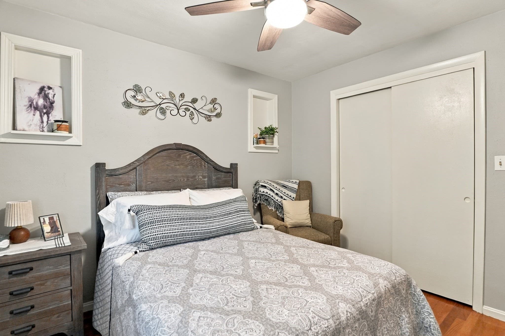 Condominium at 35 Jacqueline Road # D, Waltham MA 02452, Waltham, photo 15 of 26