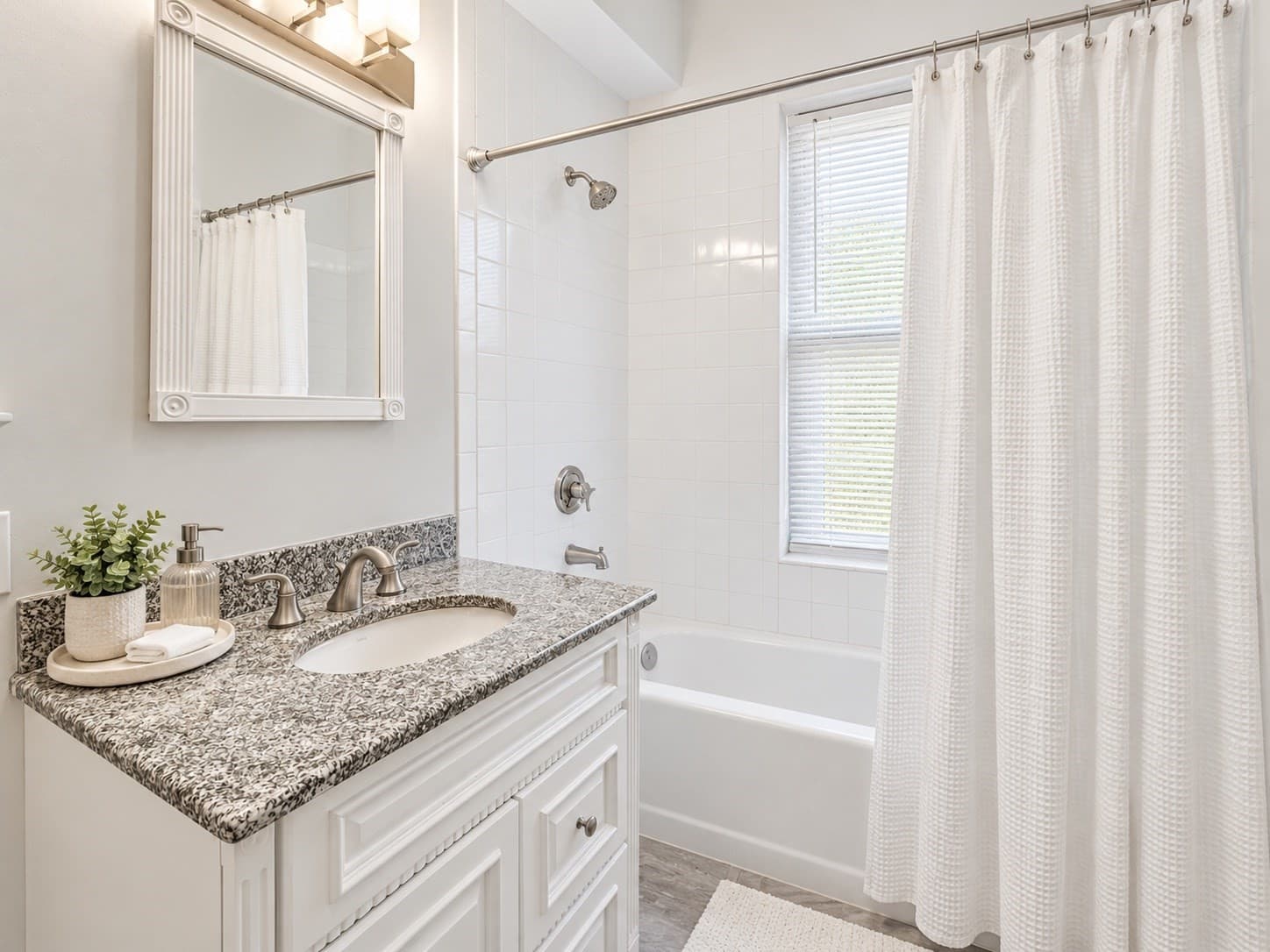 Condominium at 123 West Newton # 2, Boston MA 02118, Boston, photo 18 of 26