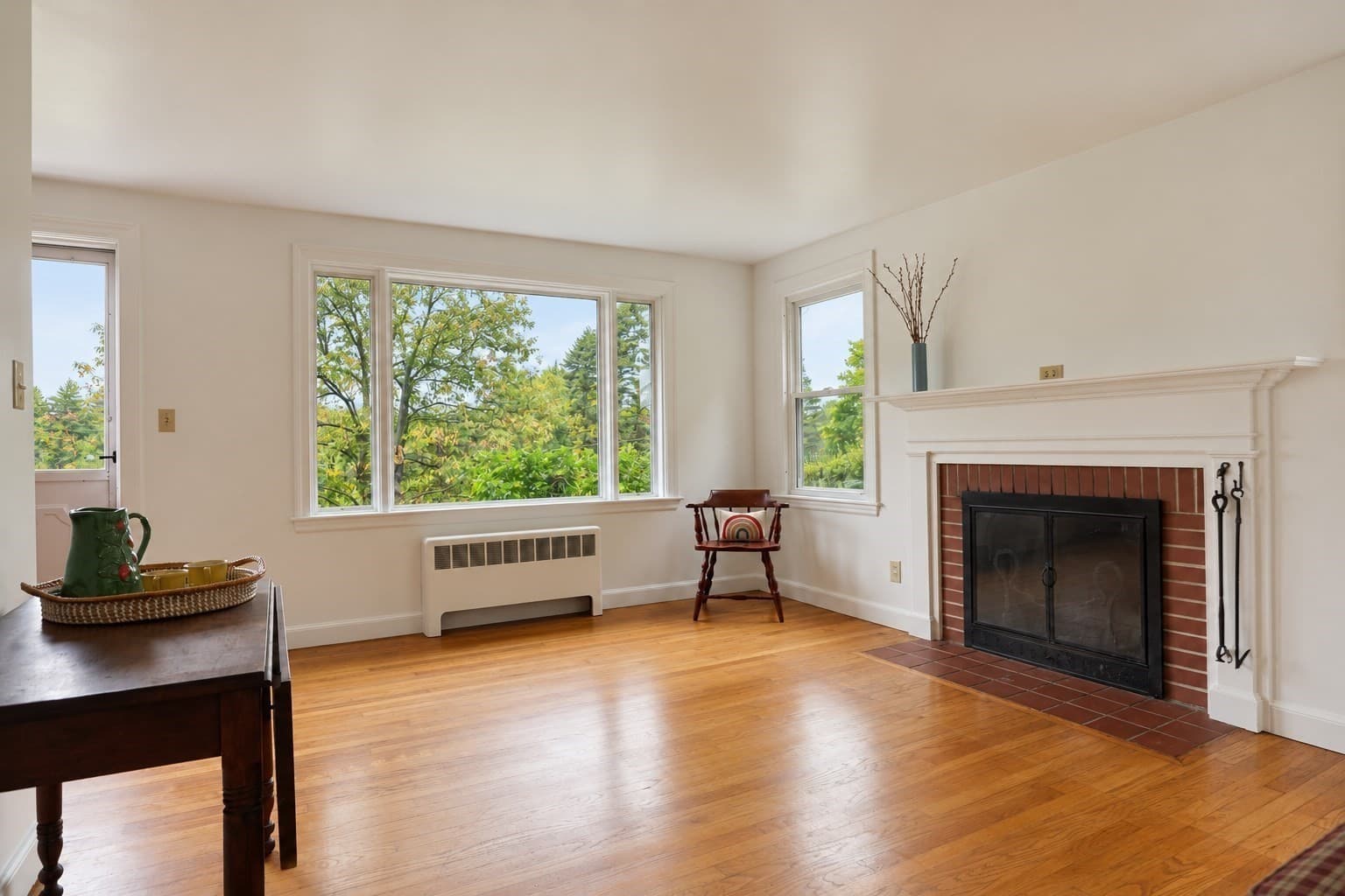 Single Family Residence at 390 Leyden Road, Greenfield MA 01301, Greenfield, photo 4 of 26