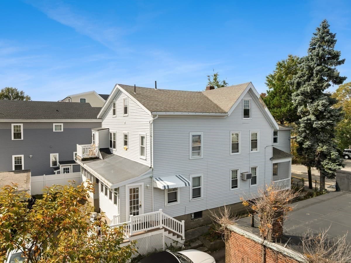 3 Family at 387 Washington St, Quincy MA 02169, Quincy, photo 6 of 32
