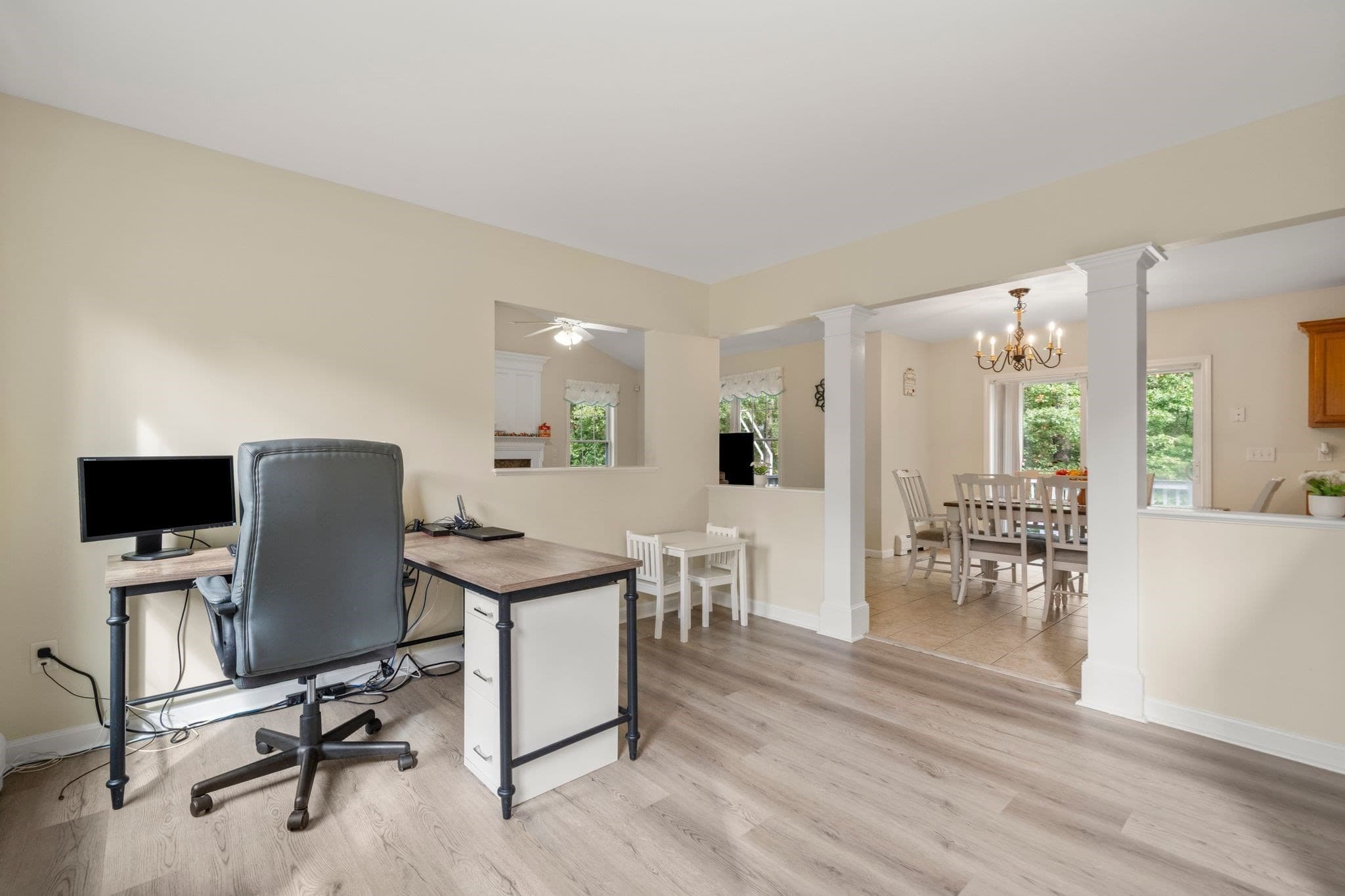 Single Family Residence at 3 Autumn Dr, Wareham MA 02576, Wareham, photo 10 of 30