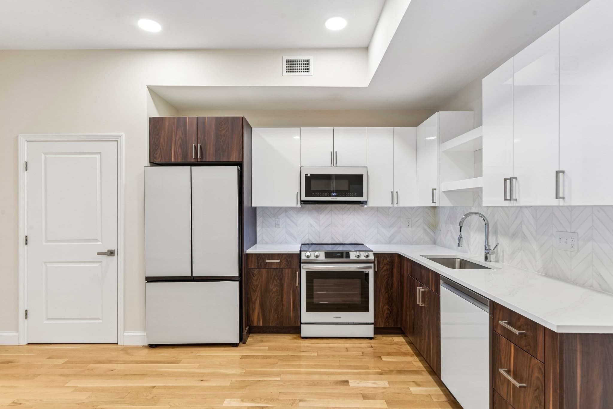 Condominium at 16 Taber St # 203, Boston MA 02119, Boston, photo 9 of 23