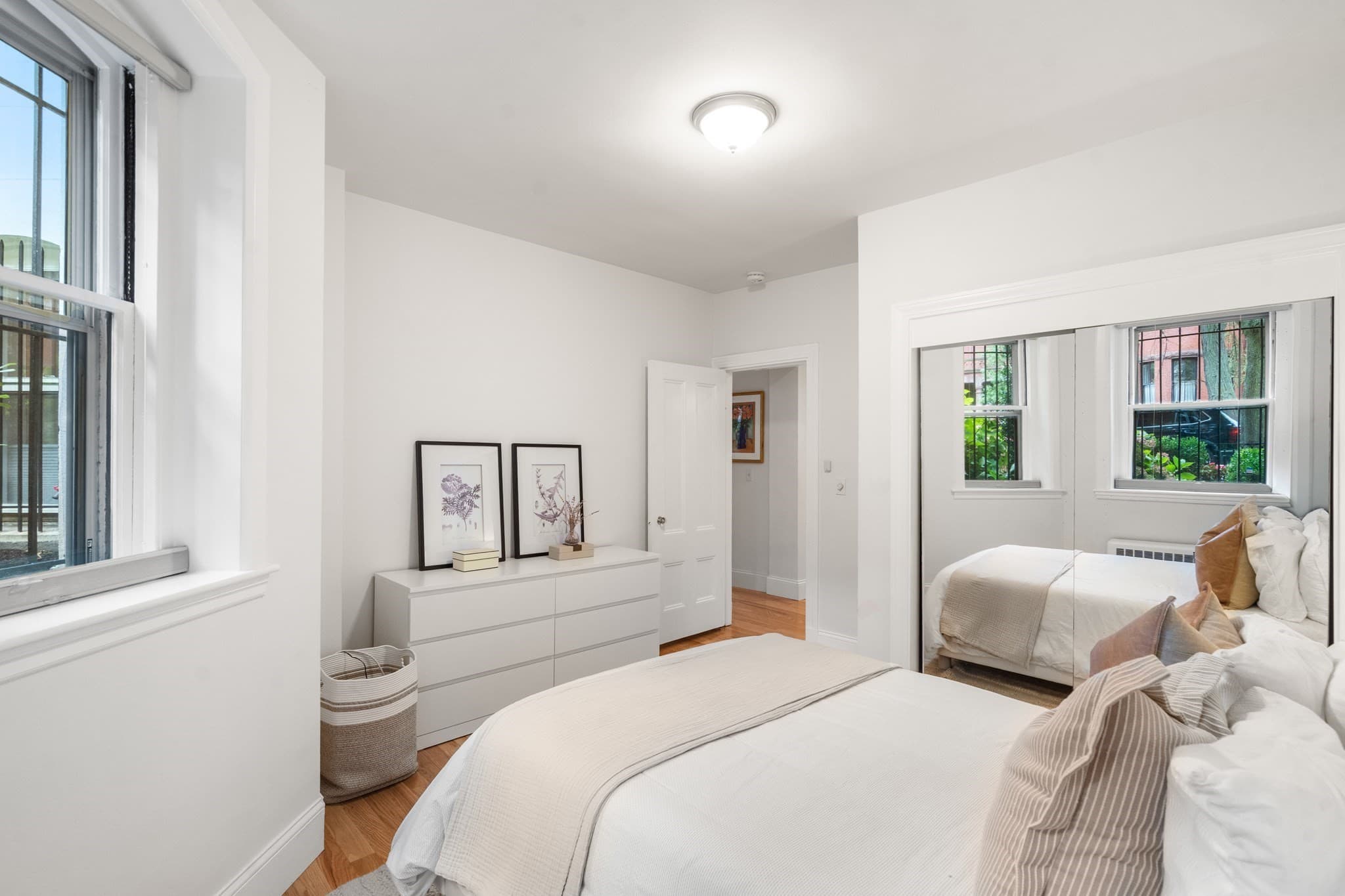 Condominium at 286 Beacon Street # 1, Boston MA 02116, Boston, photo 14 of 19