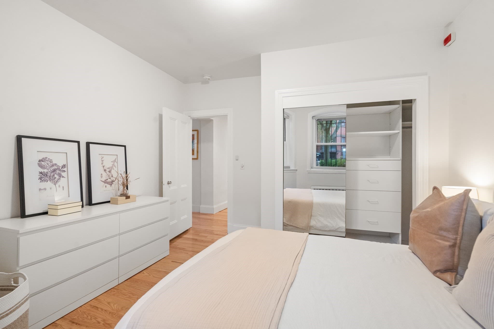 Condominium at 286 Beacon Street # 1, Boston MA 02116, Boston, photo 15 of 19